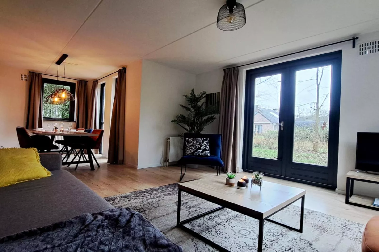 7 - Persoons Forest 217 Sauna Bungalow (copy) (copy) (copy) - Salon