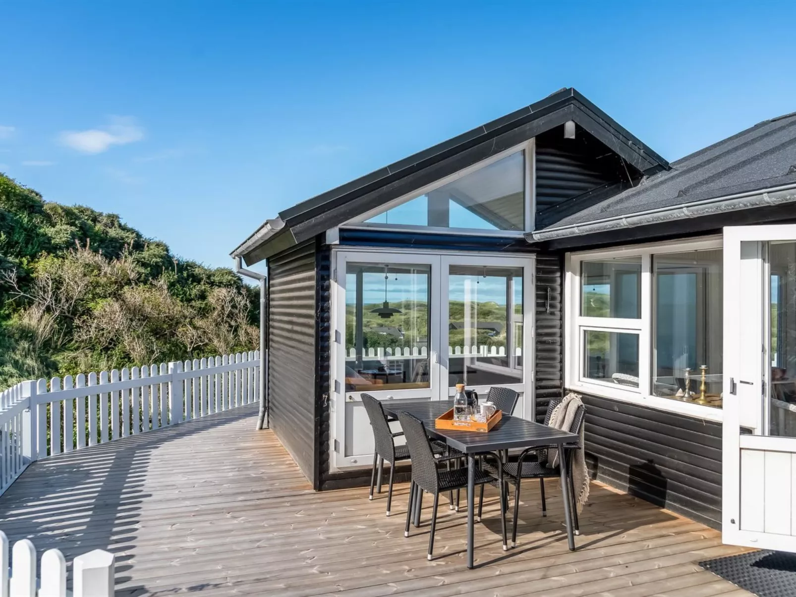 "Ineke" - 295m from the sea - Outside