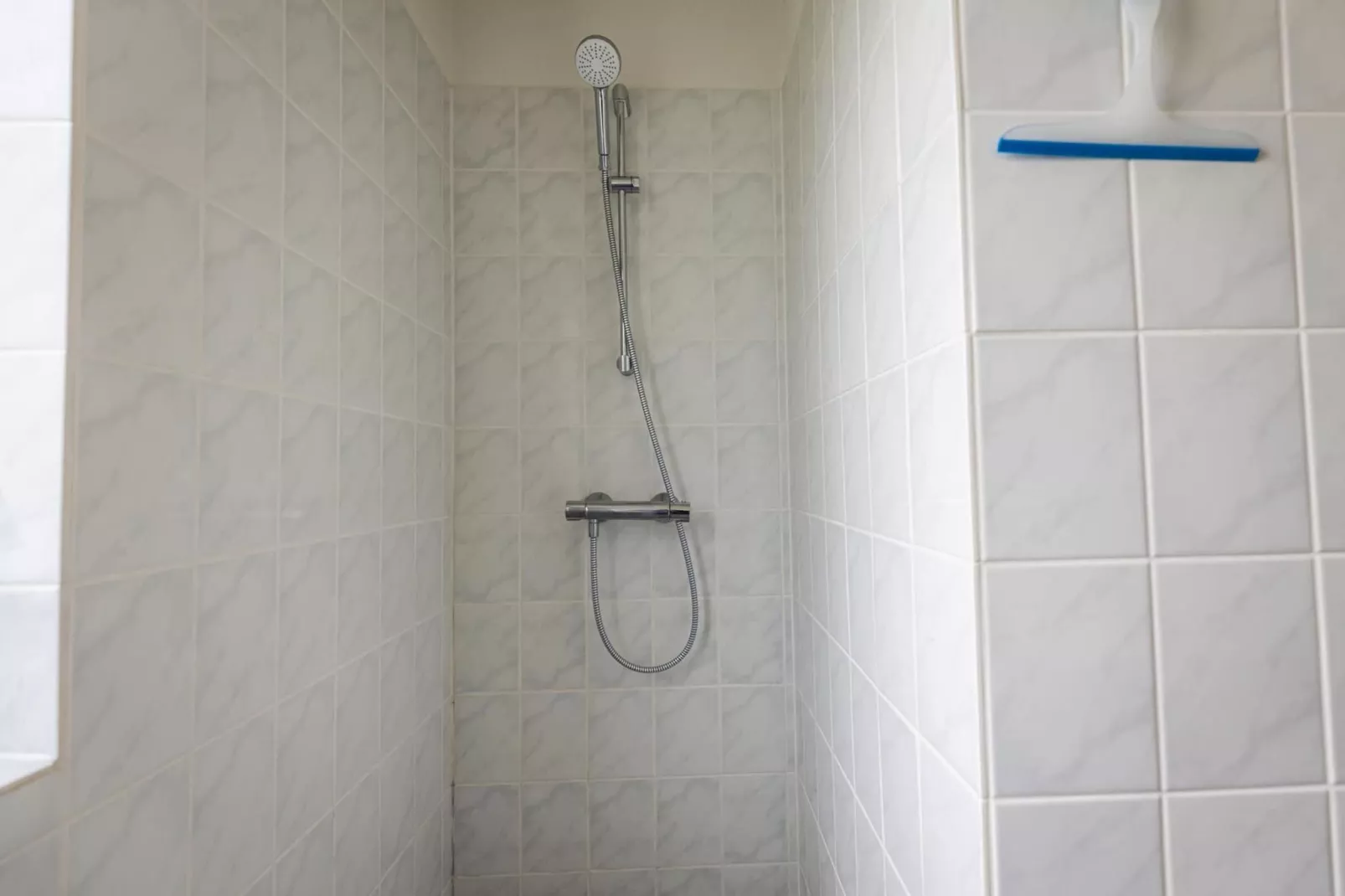 Vakantiepark 't Broeckhuys 6 - Badezimmer