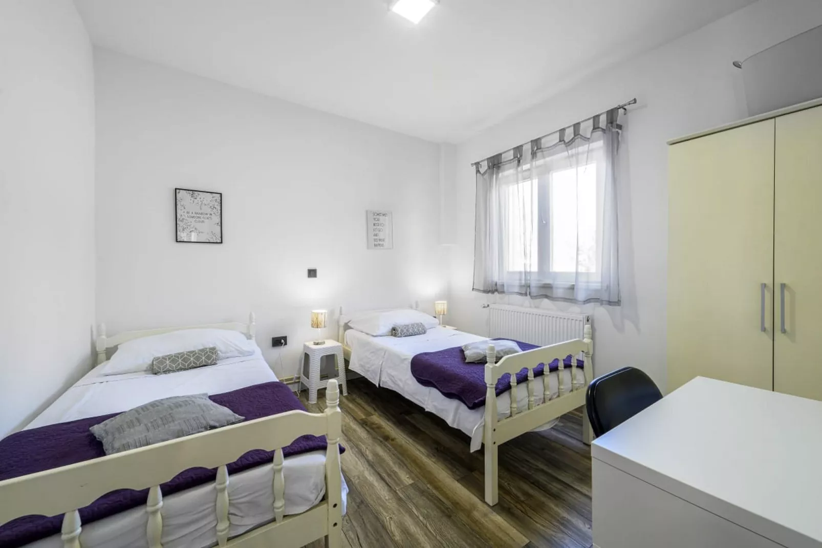 Holiday Home Rokoko - Two Bedroom Holiday Home with Swimming Pool - Chambre