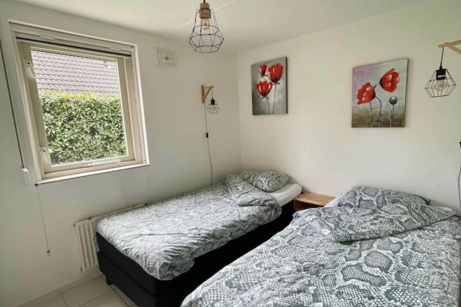 6 - Persons Forest Bungalow (copy) - Chambre
