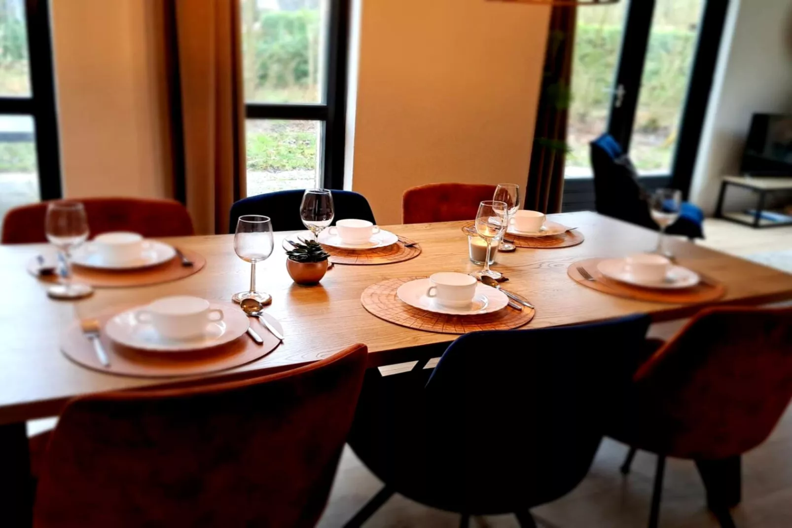 7 - Persoons Forest 217 Sauna Bungalow (copy) (copy) (copy) - Salle à manger