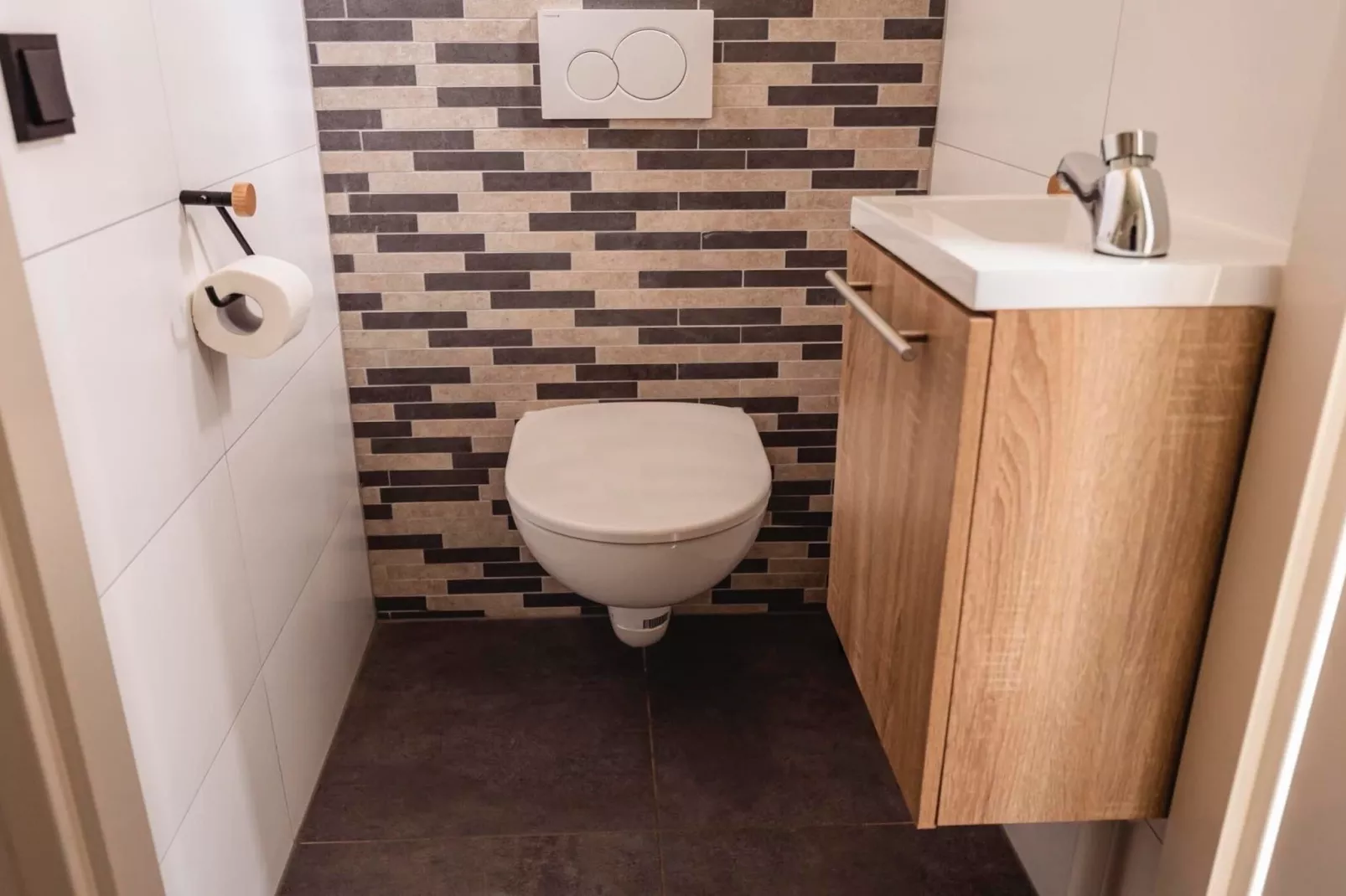 Vakantiepark 't Broeckhuys 3 - Badezimmer