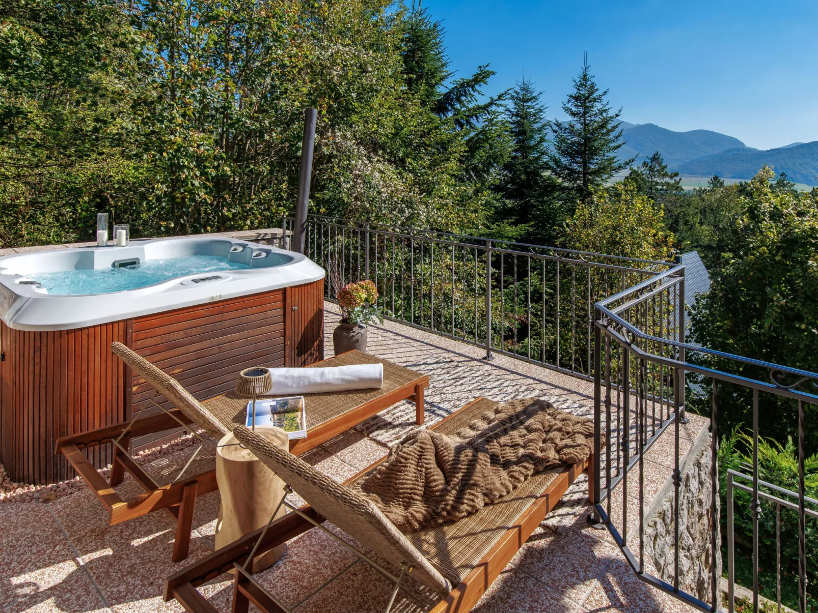 House Hillside Lodge - Draußen