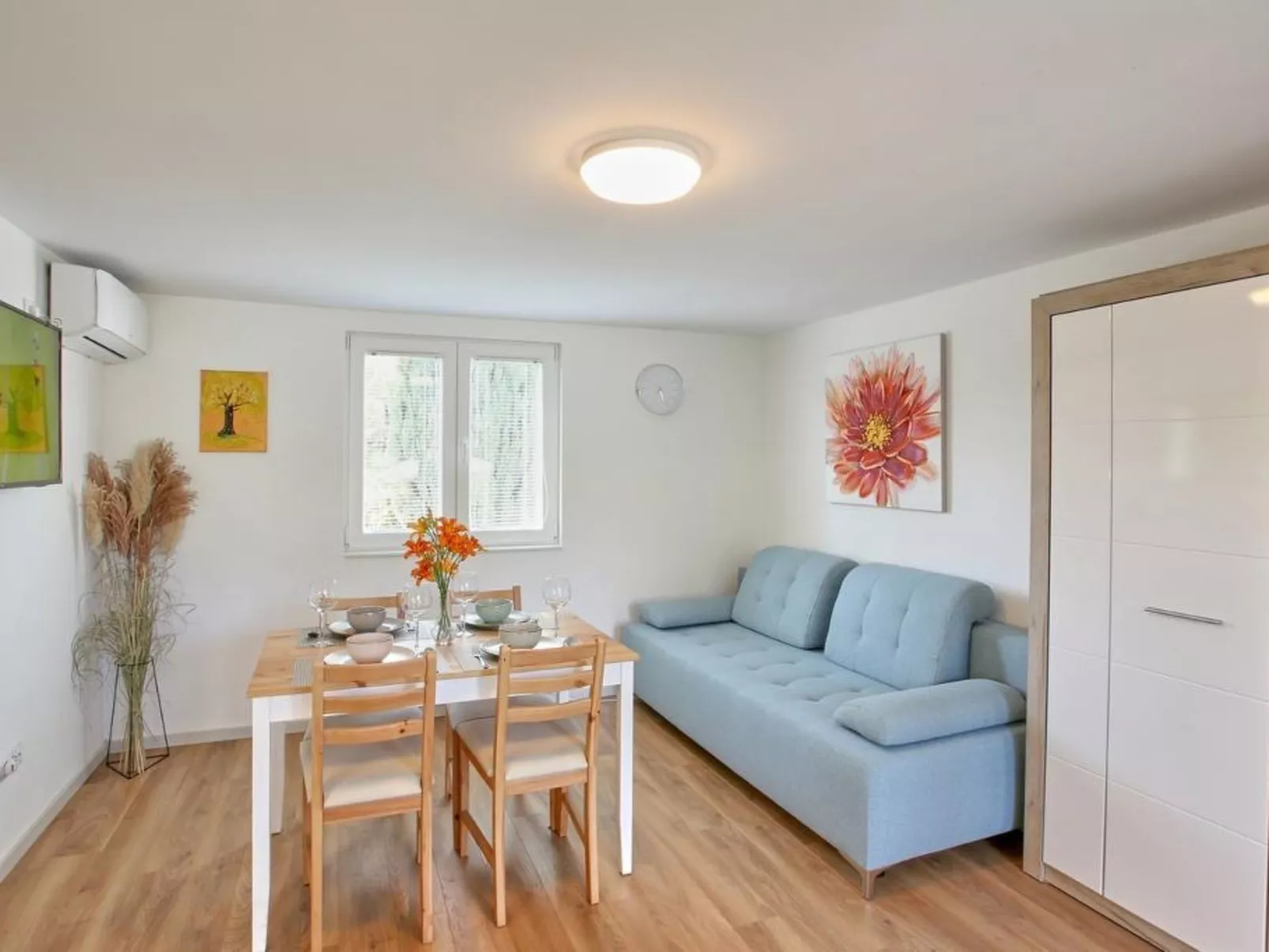 House Villavera - Inside