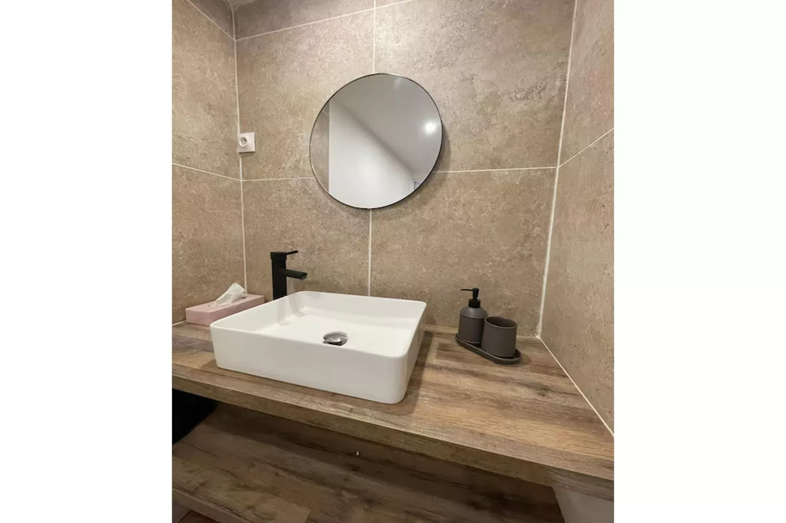 L'amann  Chambre d'hôte et Jacuzzi - Badezimmer