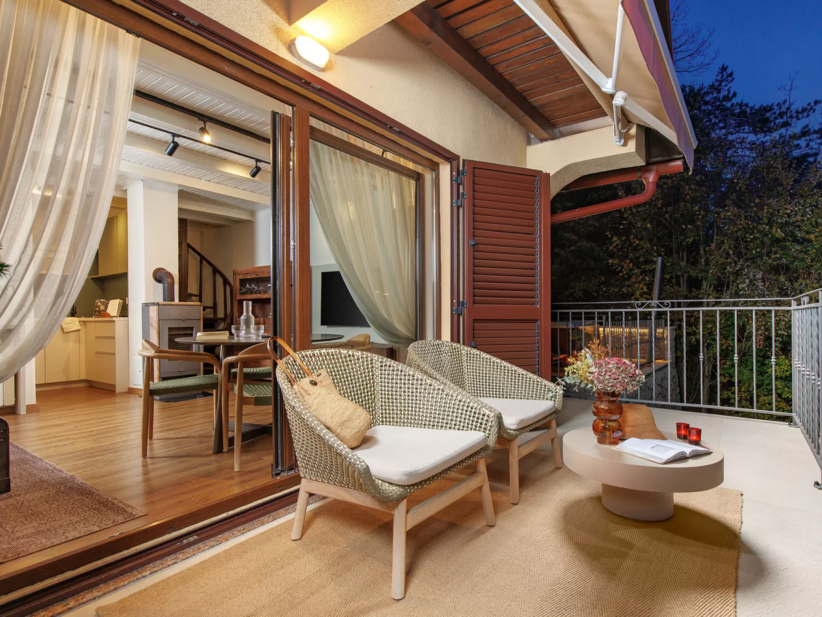 House Hillside Lodge - Draußen