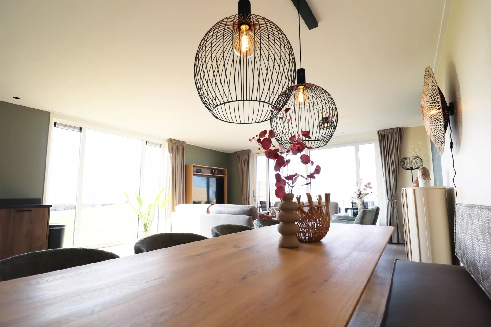 Moderne villa op het Friese platteland - Dining room