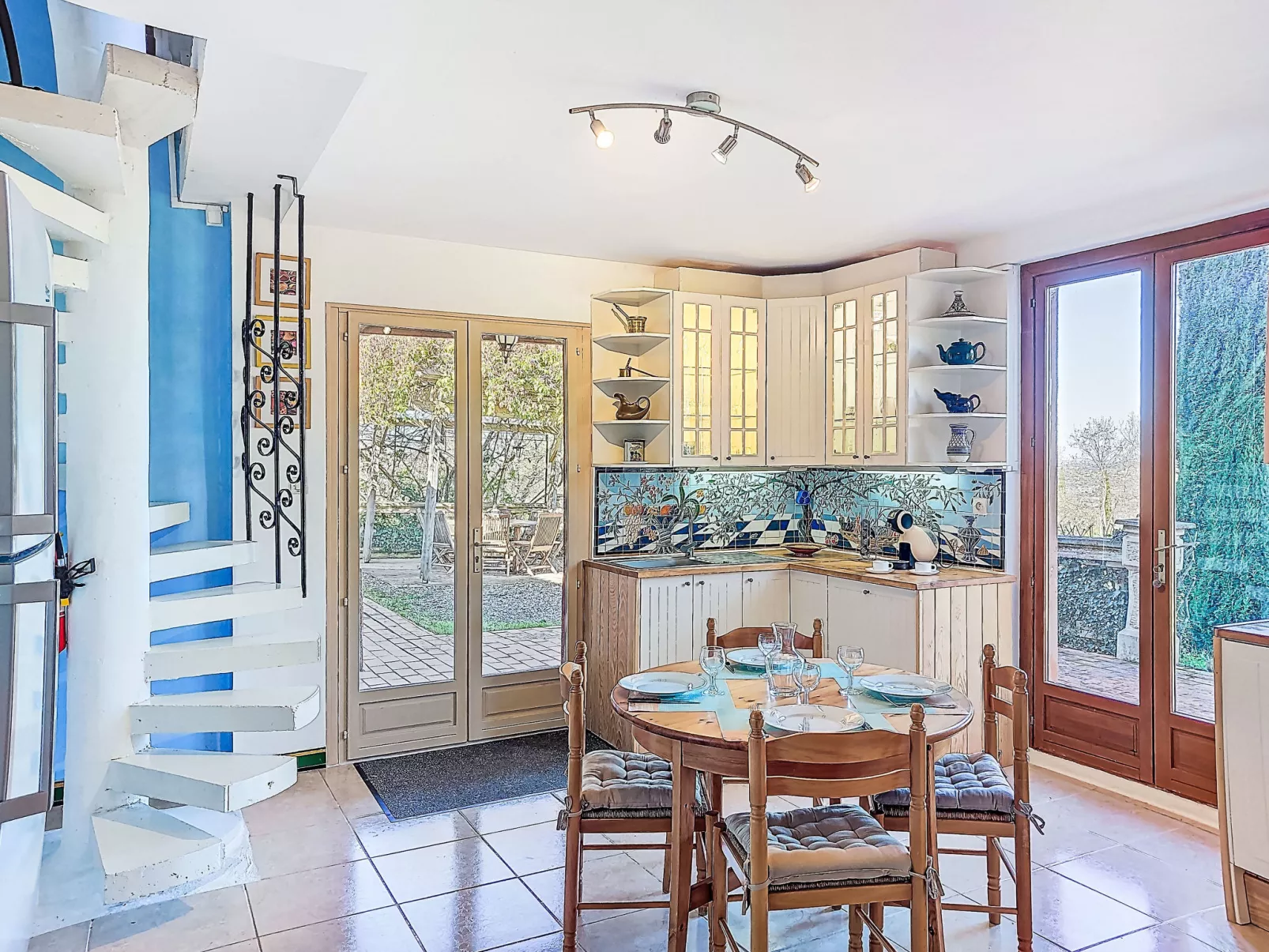 Les Ecuries - Dedans