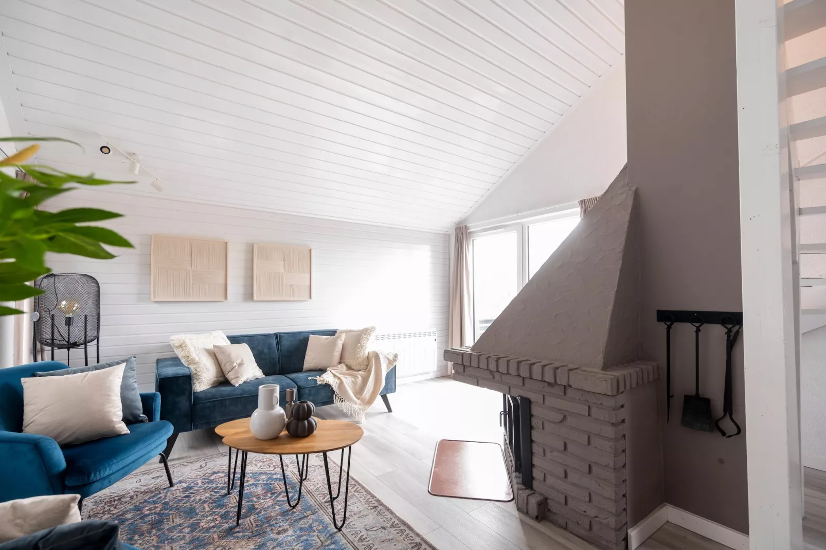 4P Standard - Living room
