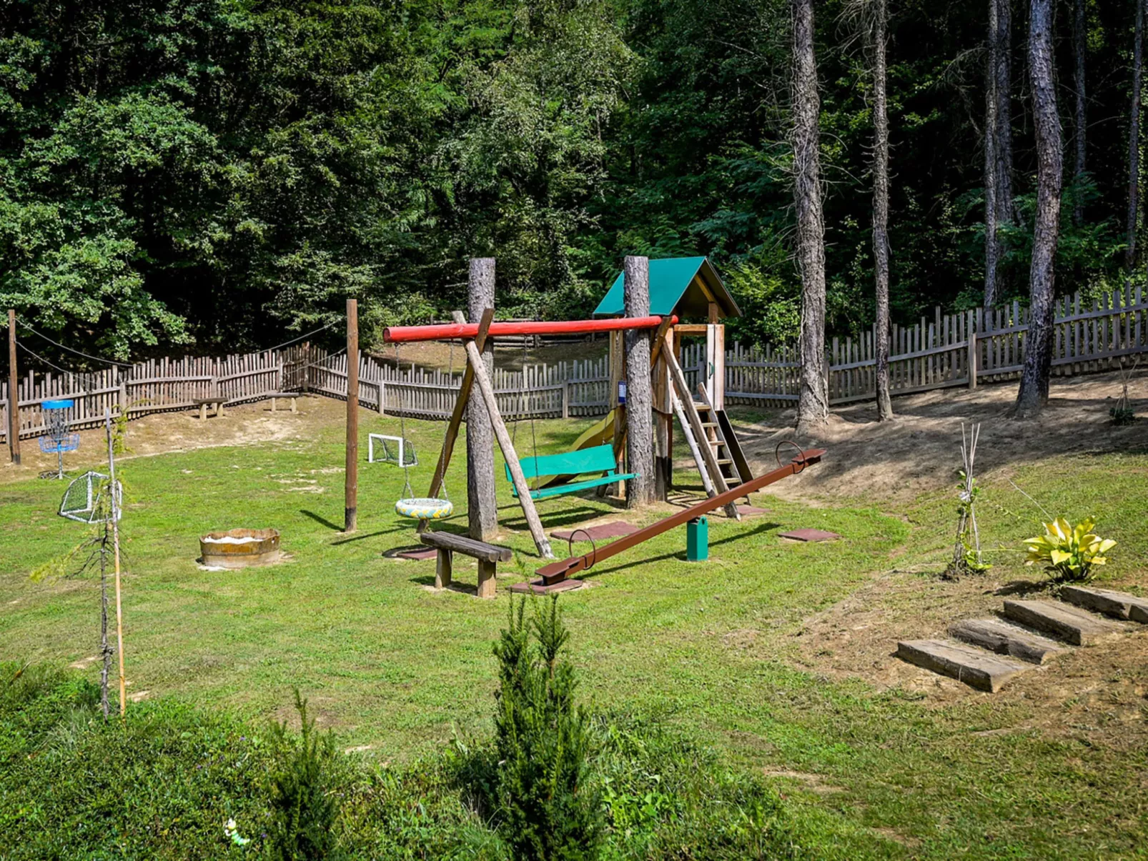 Pine Hill - Draußen