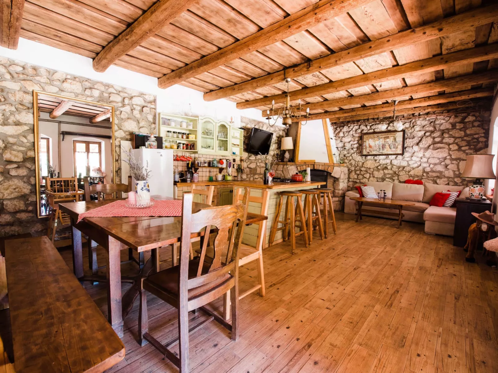 House Ducat Slavonije - Dedans