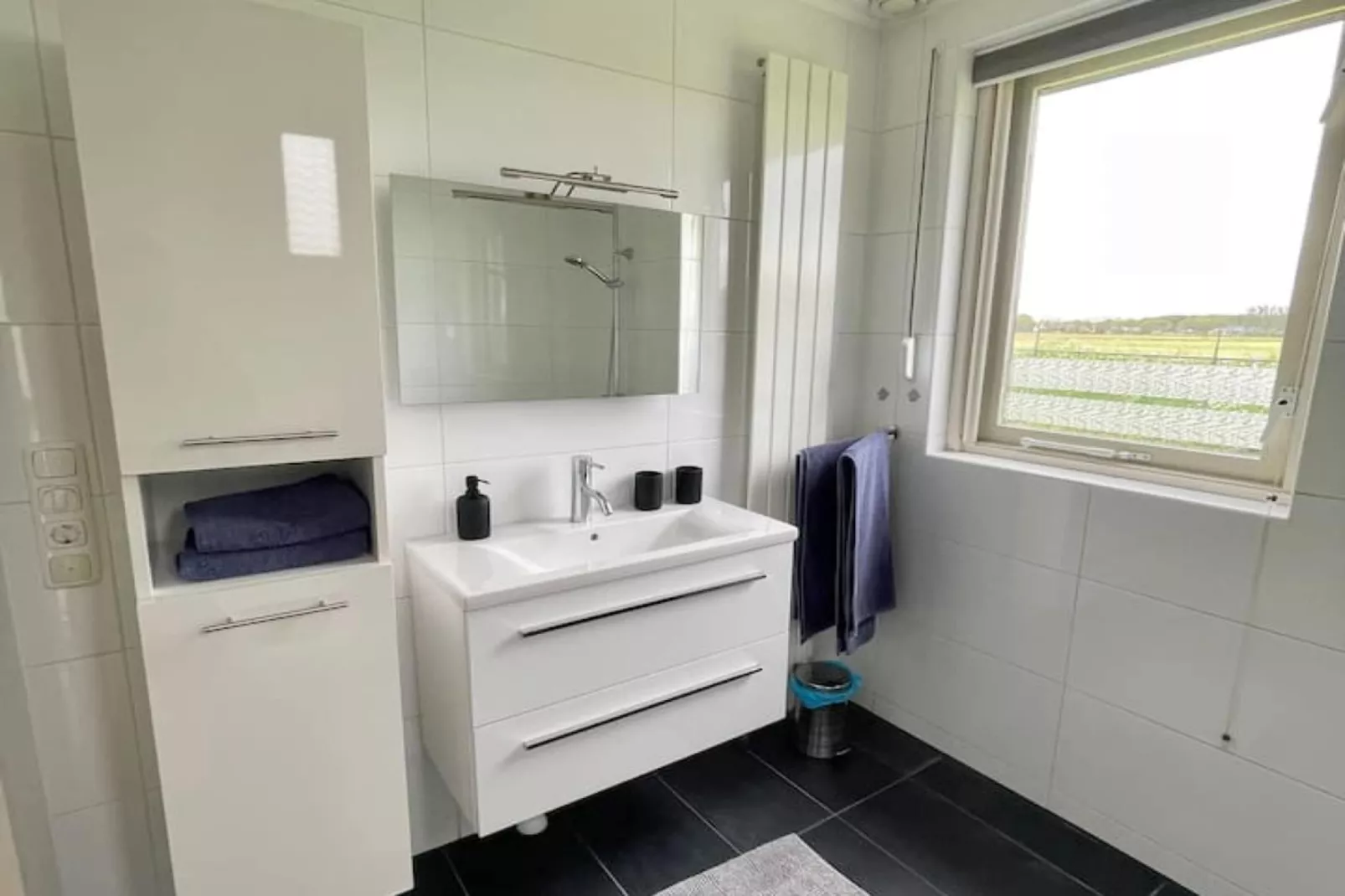 6 - Persons Forest Bungalow (copy) - Salle de bain