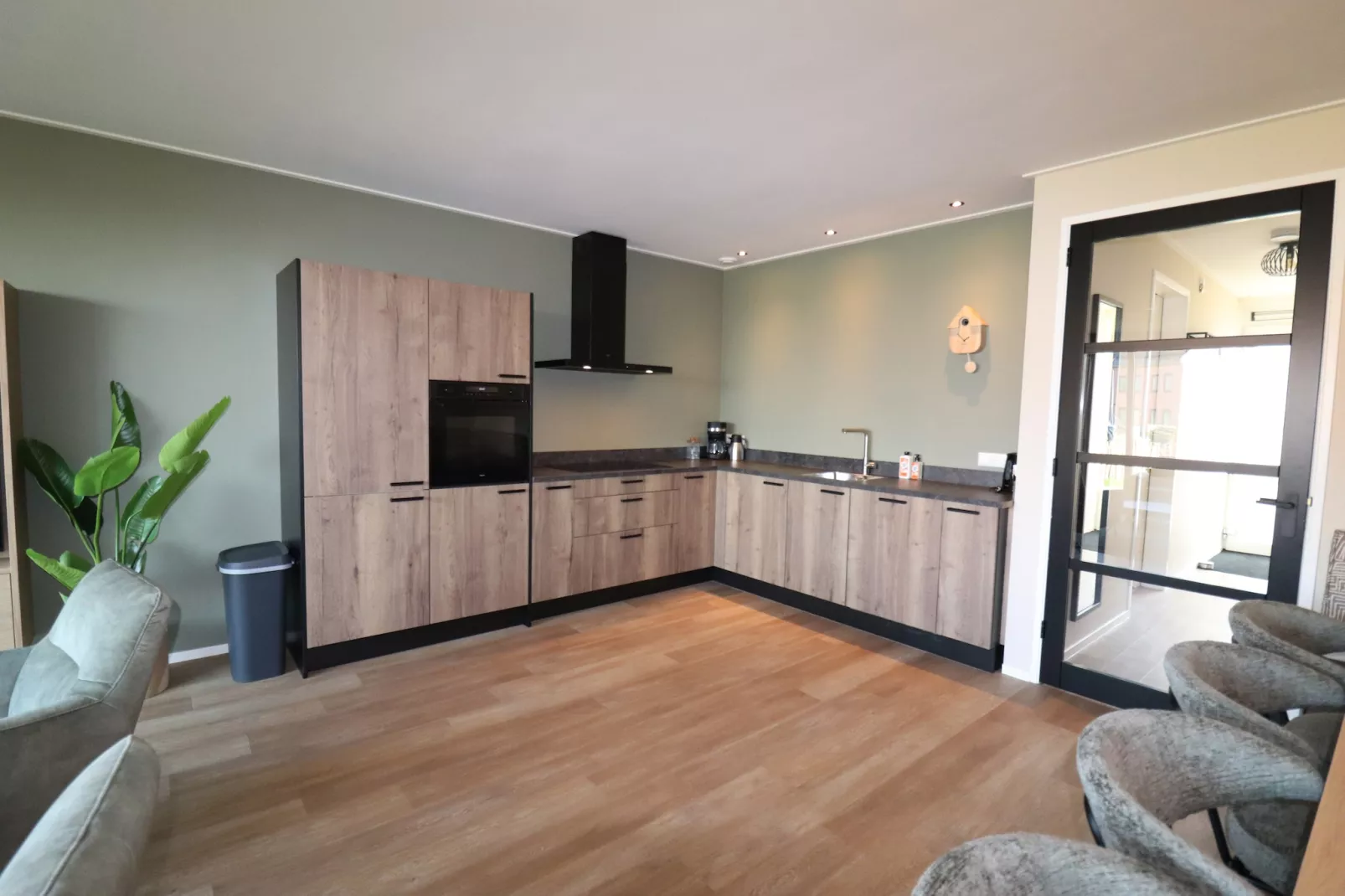 Moderne villa op het Friese platteland - Kitchen