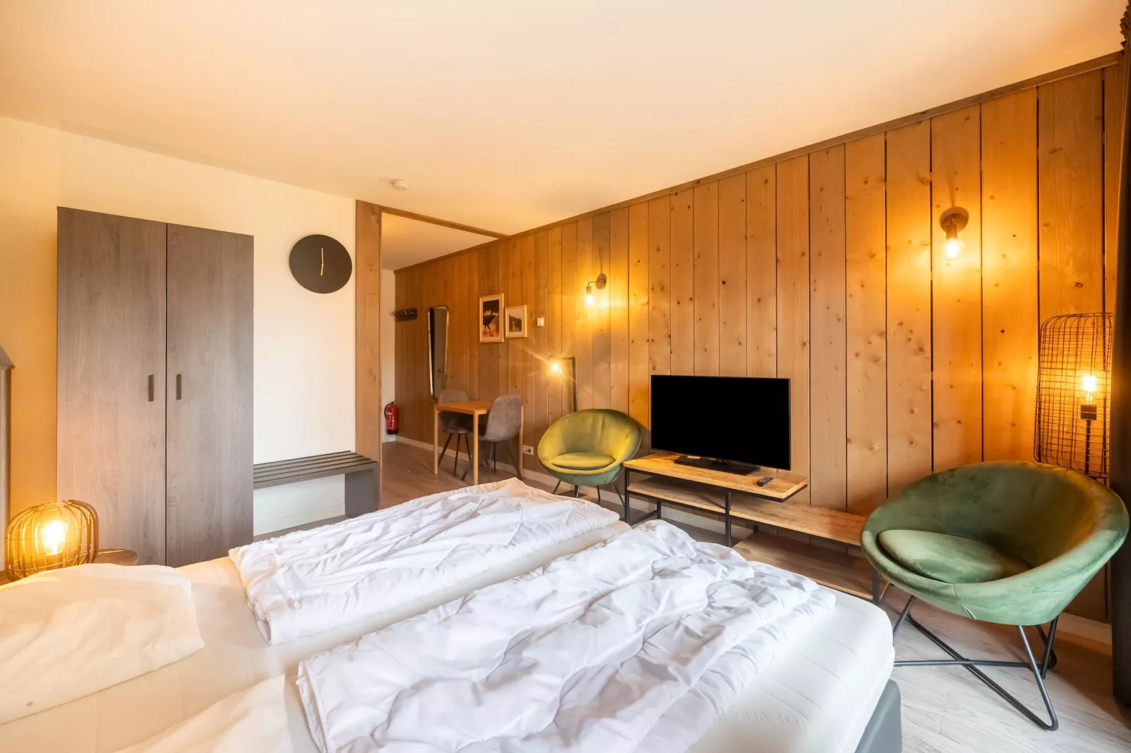 Studio Second Floor - Bedroom