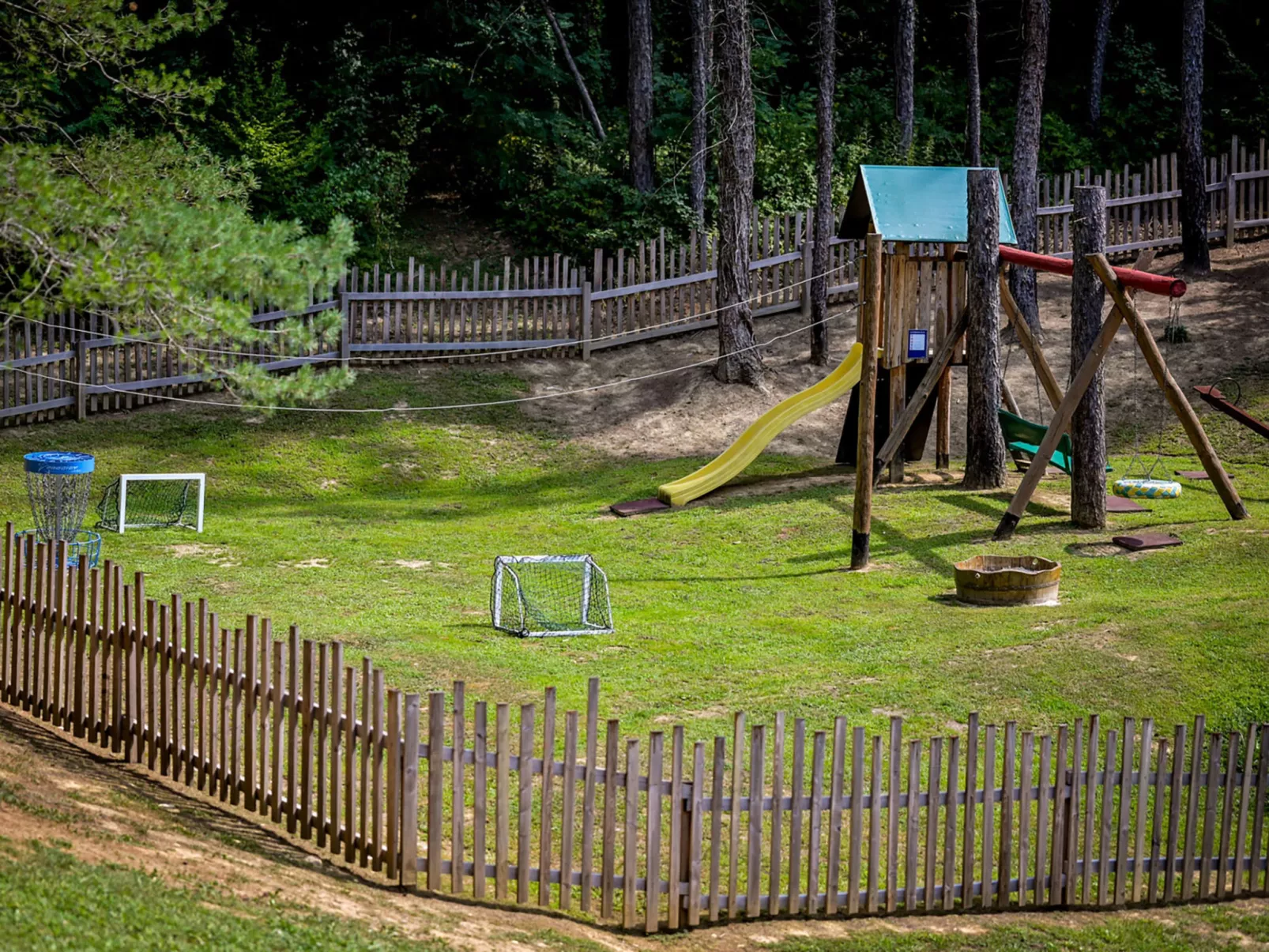 Pine Hill - Draußen