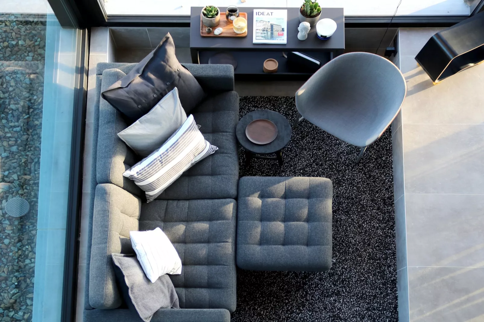 Arduenna Silva - Living room