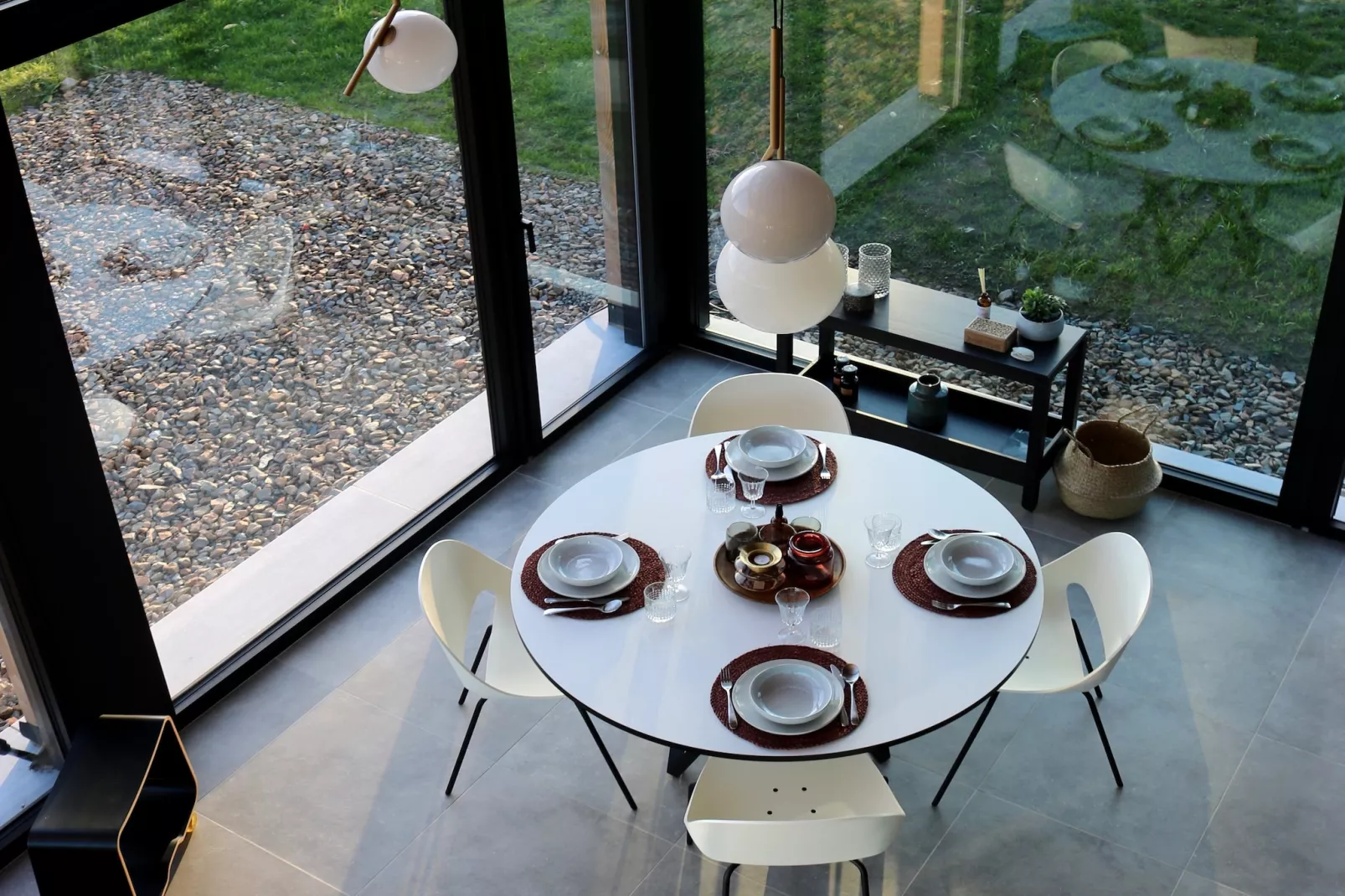 Arduenna Silva - Dining room