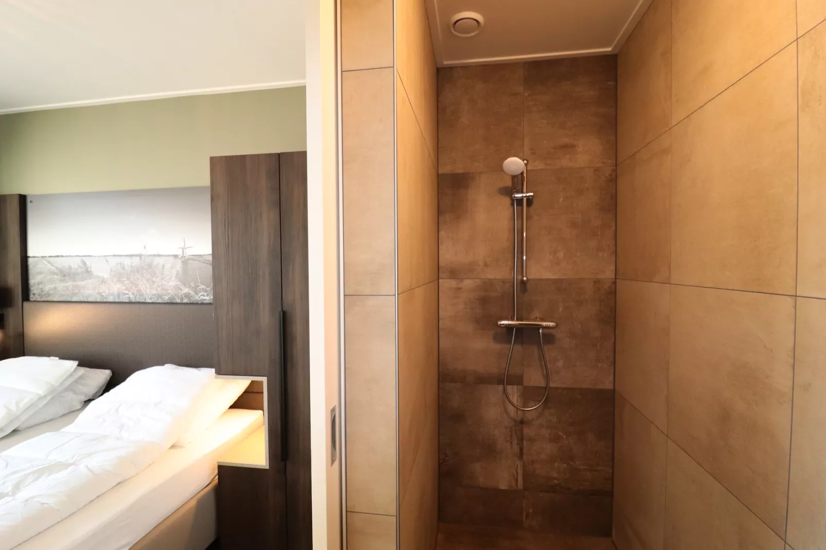 Moderne villa op het Friese platteland - Bedroom