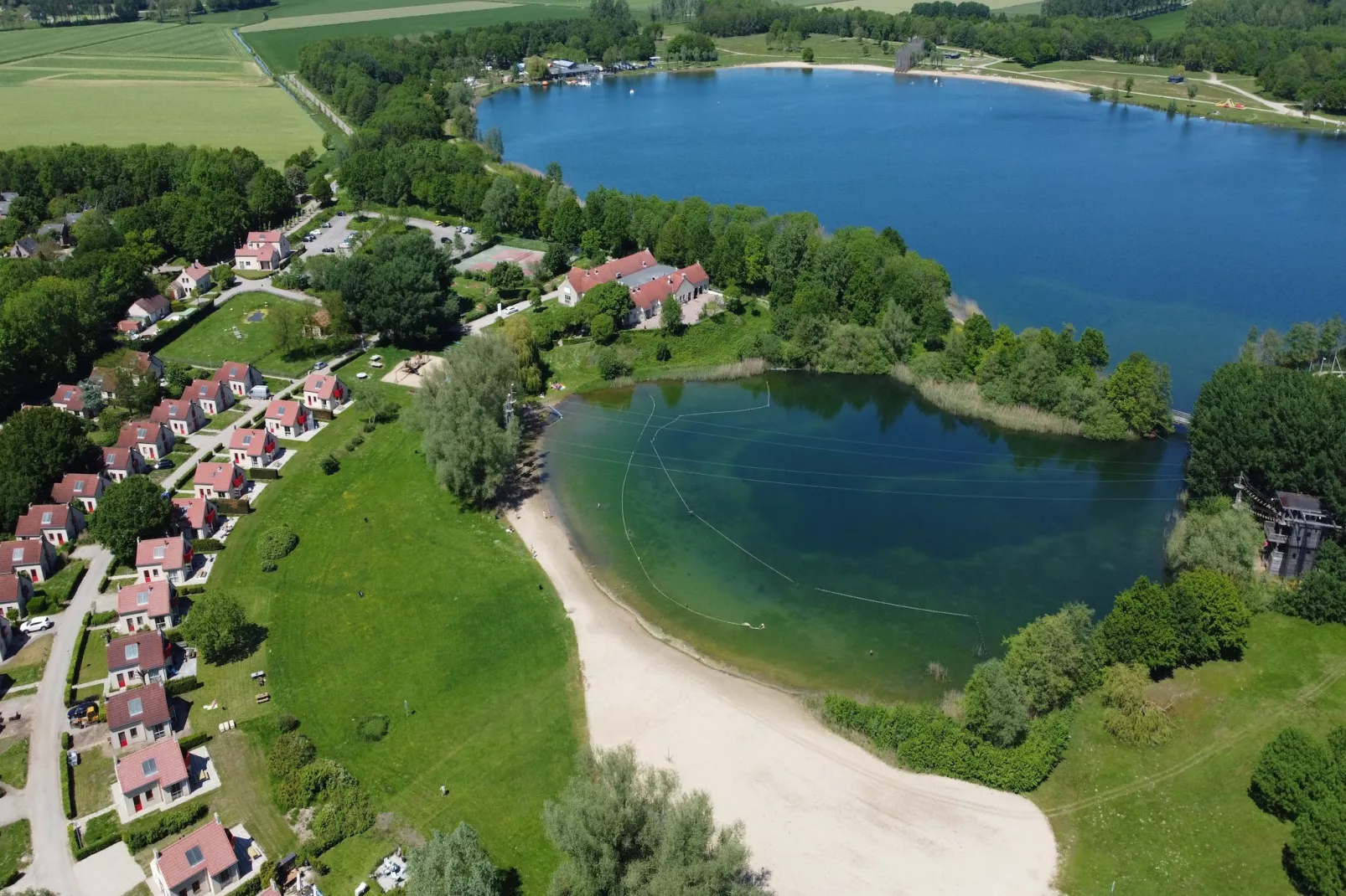 Vakantiepark 't Broeckhuys 1 - Parkeinrichtungen