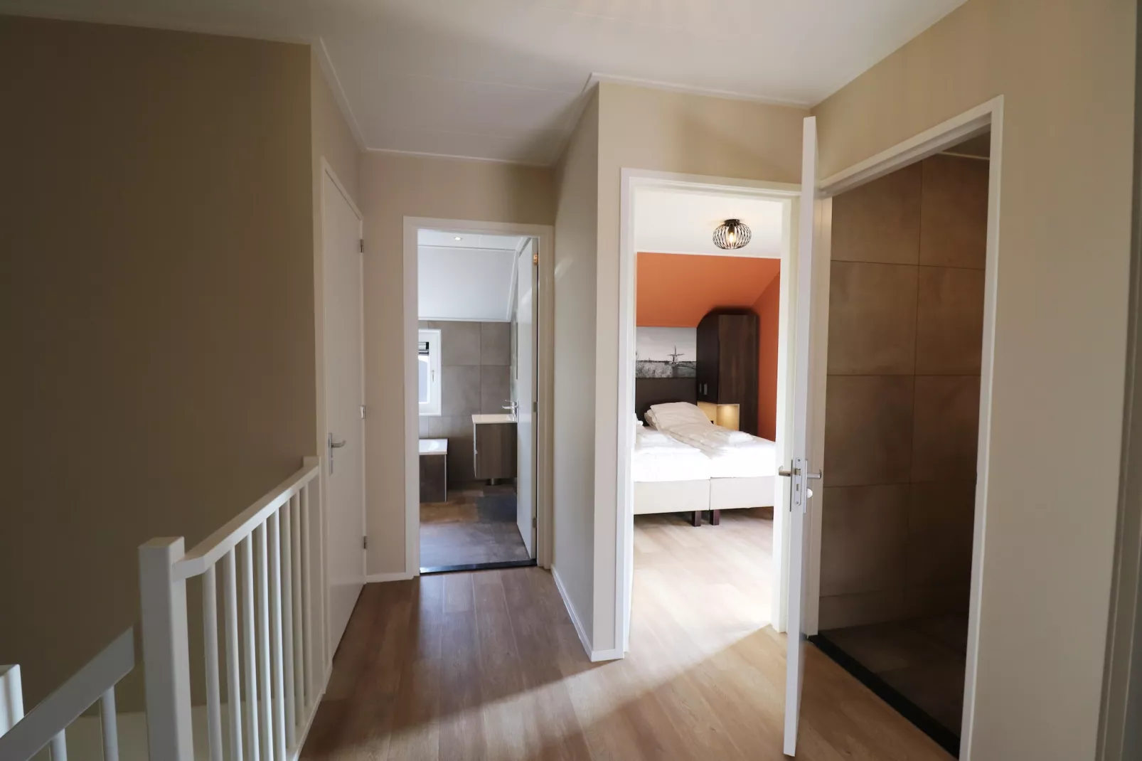 Moderne villa op het Friese platteland - Landing