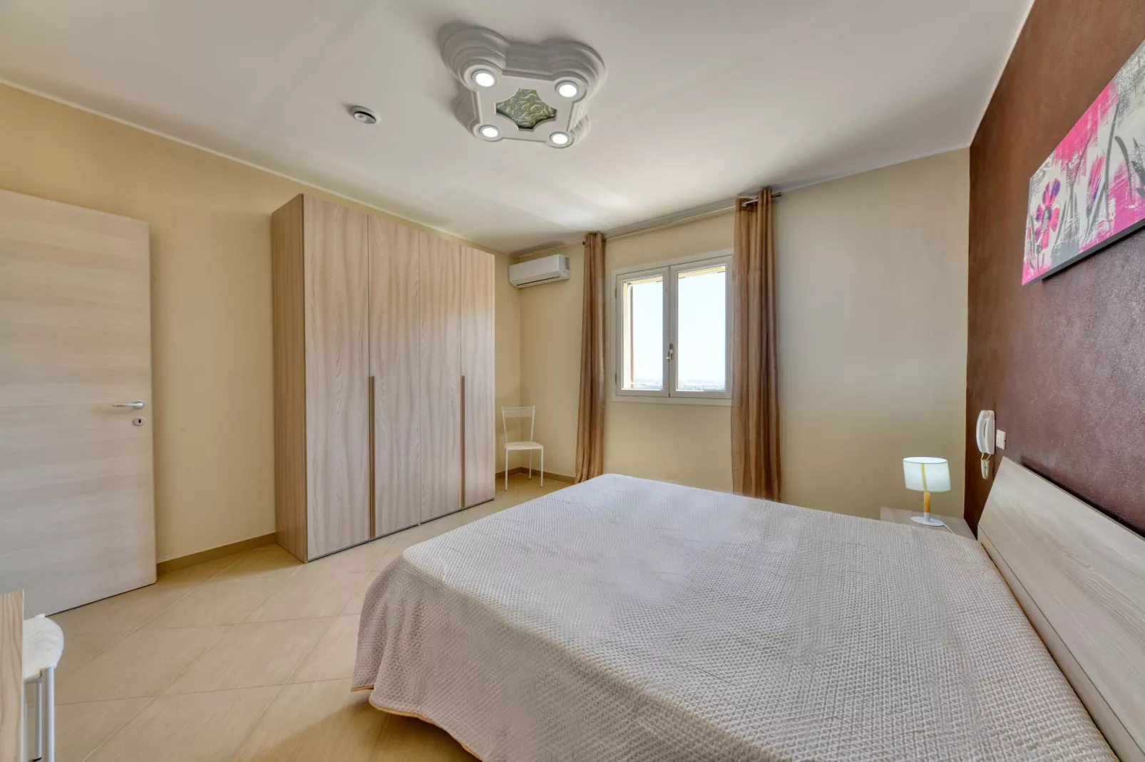 Villa Panorama mit Privatpool - Bedroom