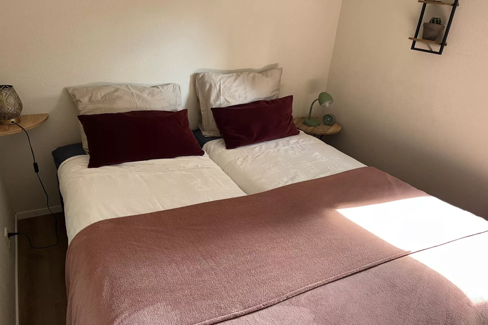 6 - Persons De Zingende Wilg - Chambre