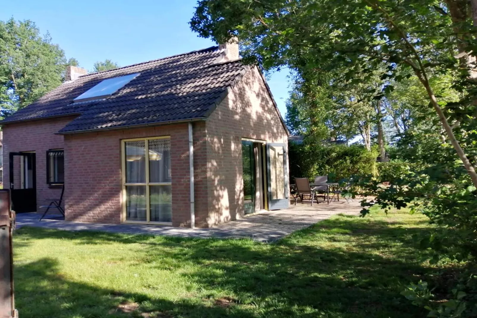 7 - Persoons Forest 217 Sauna Bungalow (copy) (copy) (copy) - Jardins en été