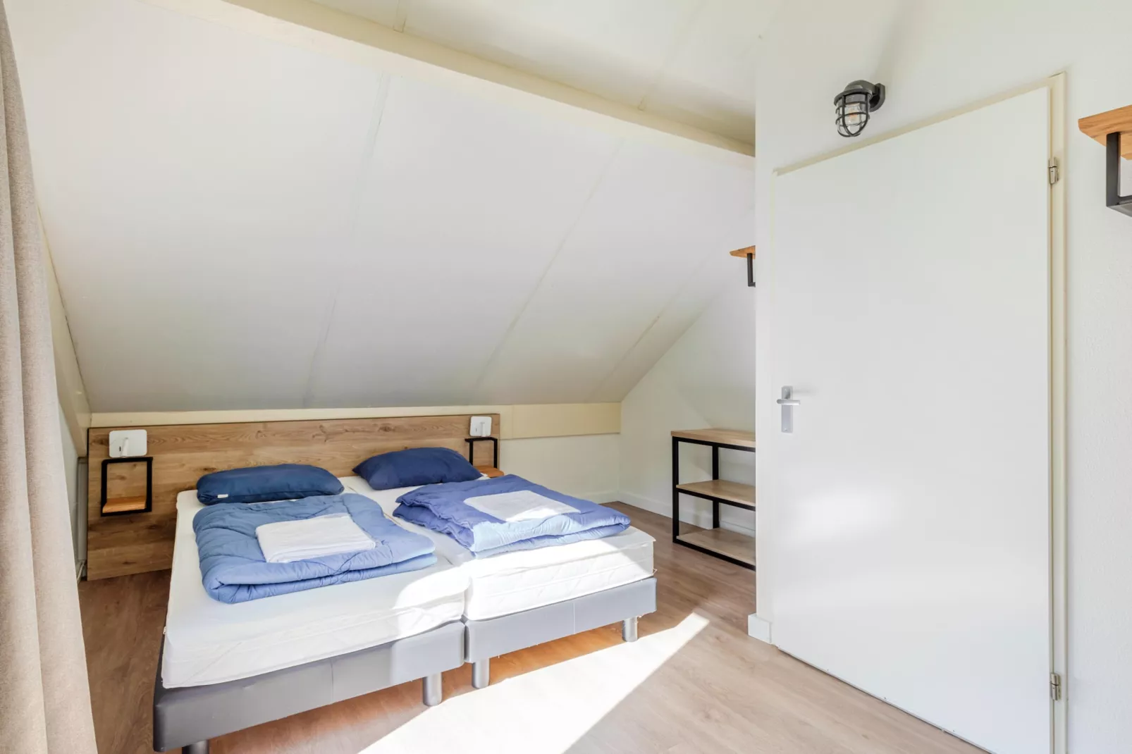 7 - Persoons Forest 217 Sauna Bungalow (copy) (copy) (copy) - Bedroom