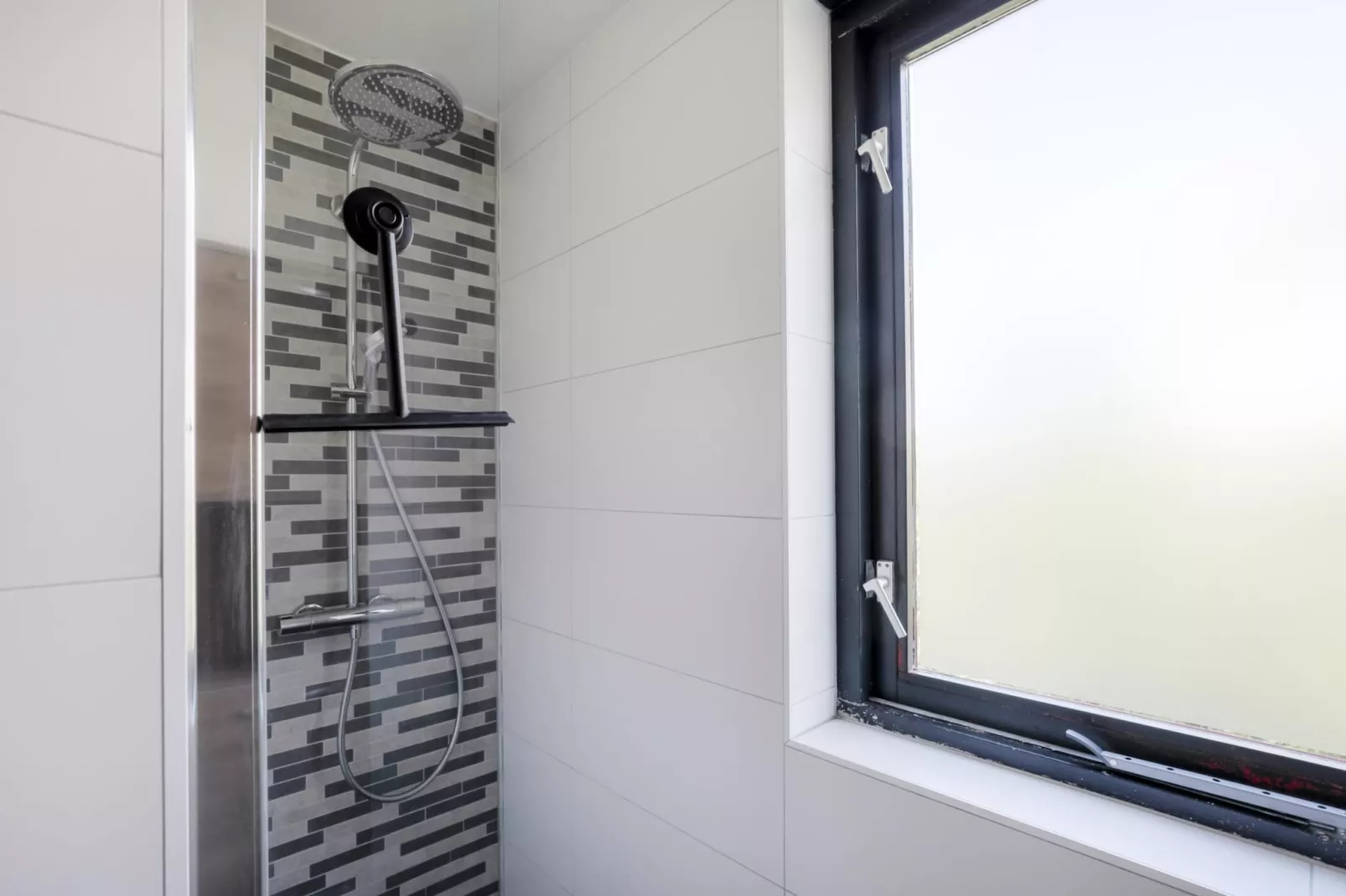 6 - Persons De Zingende Wilg (copy) (copy) - Badezimmer