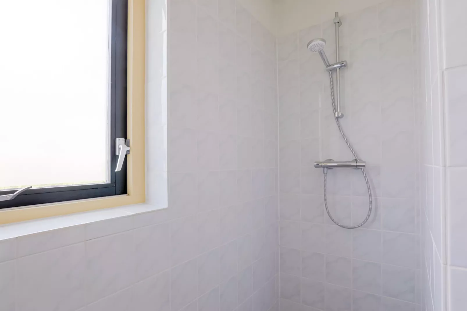 7 - Persoons Forest 217 Sauna Bungalow (copy) (copy) (copy) - Bathroom