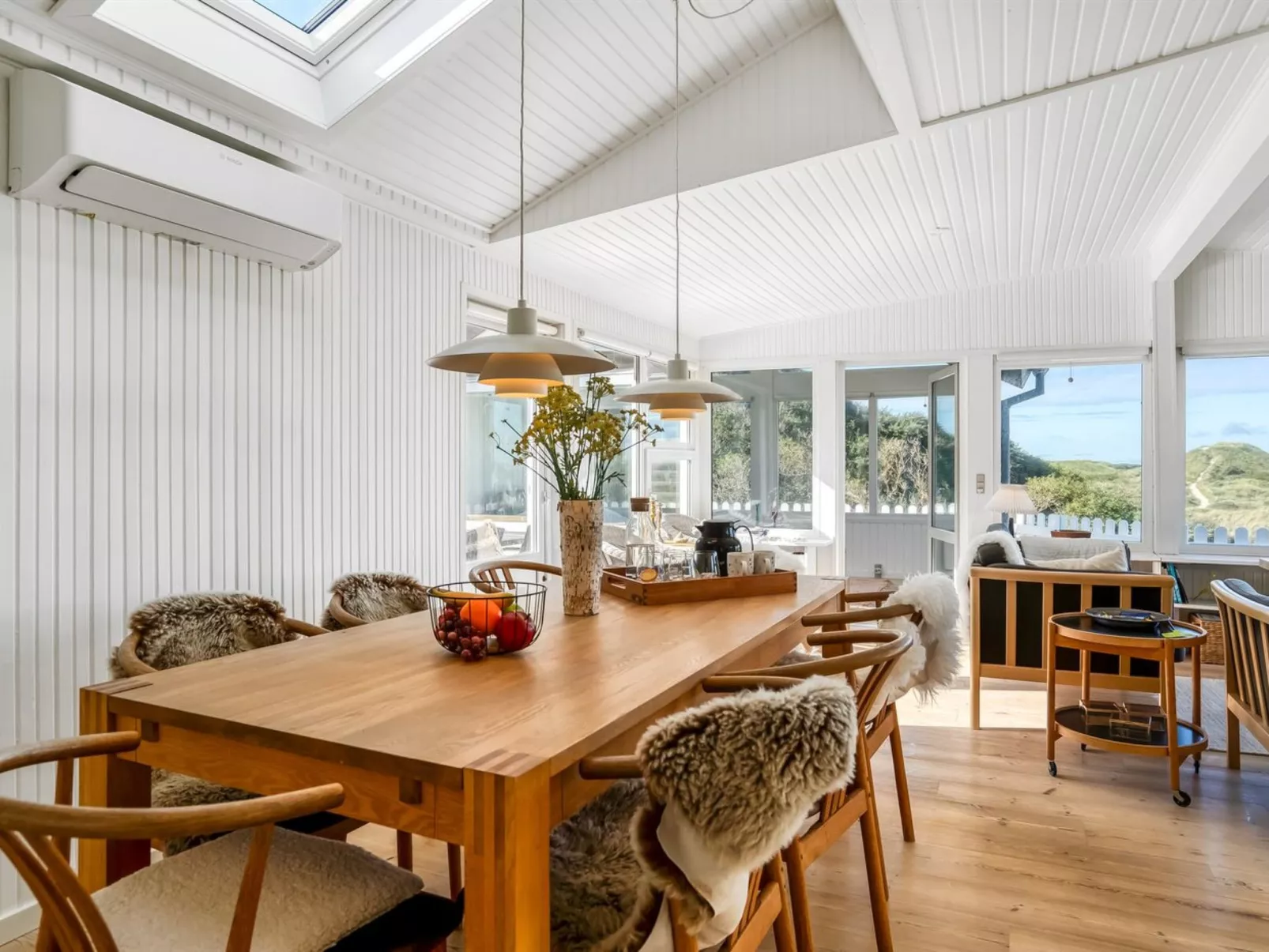 "Ineke" - 295m from the sea - Inside