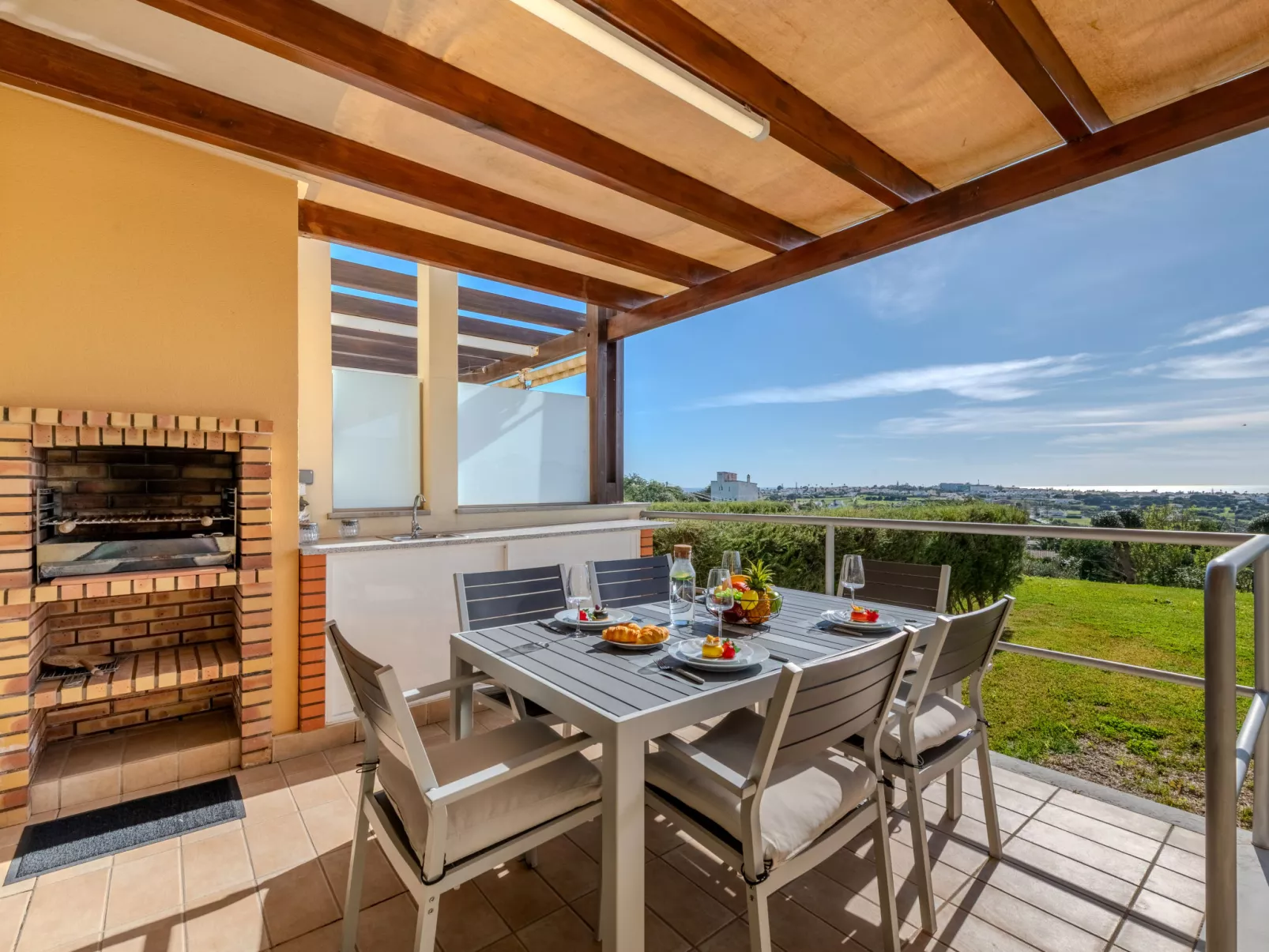 Colina View - Draußen