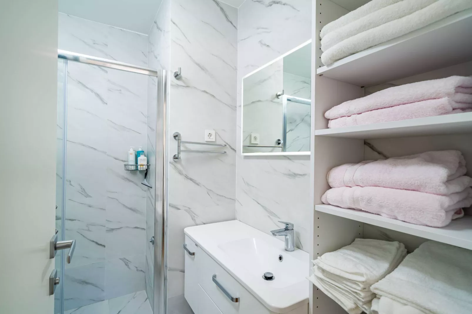 Apartment Villa Claudia - Three Bedroom Apartment with Balcony - Salle de bain