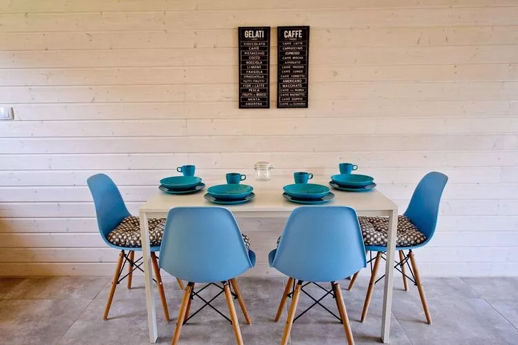Domki na Brackiej Pobierowo - STANDARD A2 dla max 4 os sob - sob-Dining room