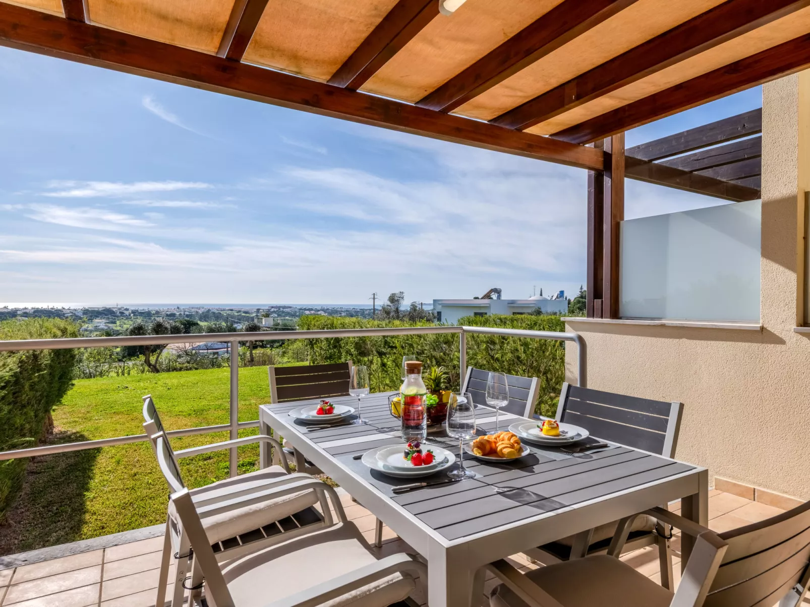 Colina View - Draußen