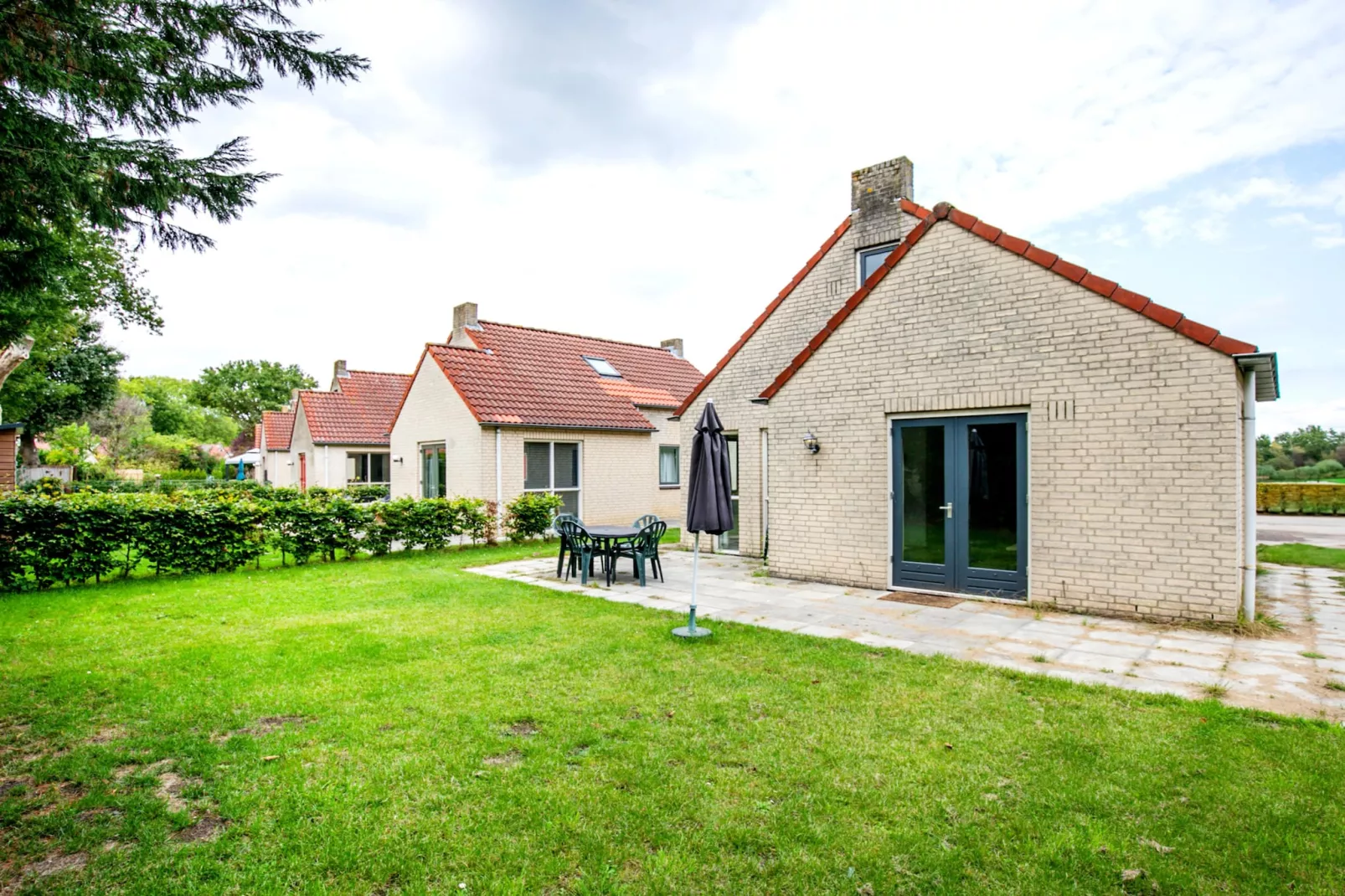 7 - Persoons Forest 217 Sauna Bungalow (copy) (copy) (copy) (copy) - Terrace balcony