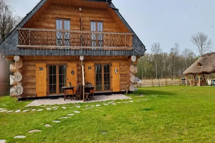 Apartament KAPITAŃSKI Ustronie Morskie - Außenbereich Sommer