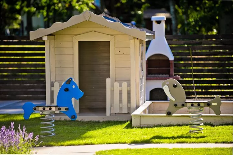 Domki na Brackiej Pobierowo - STANDARD A2 dla max 4 os sob - sob-Gardens summer