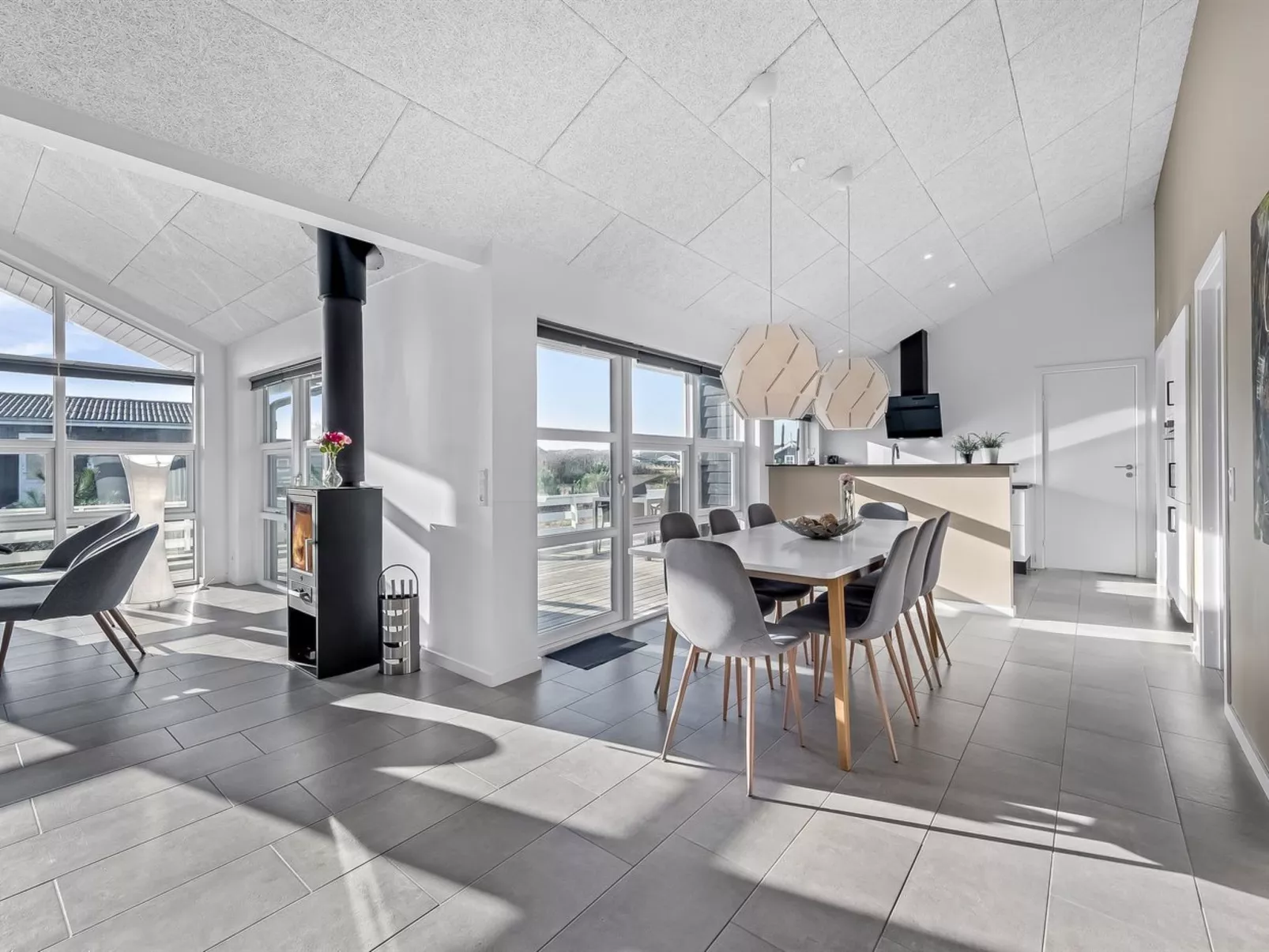 "Niesina" -  from the sea - Drinnen