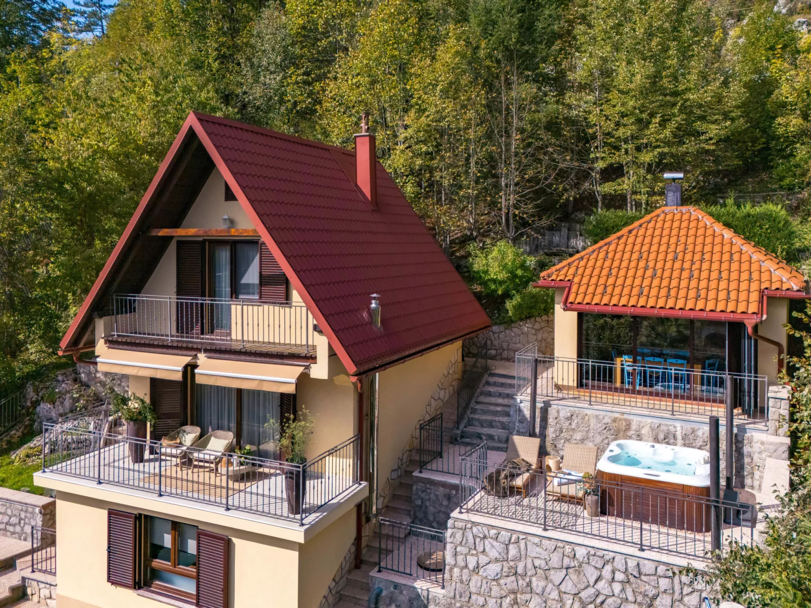 House Hillside Lodge - Draußen