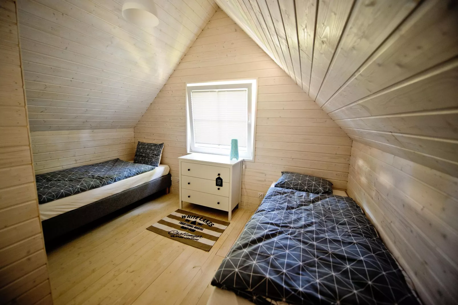 Domki na Brackiej Pobierowo - STANDARD A2 dla max 6 os sob - sob-Schlafzimmer