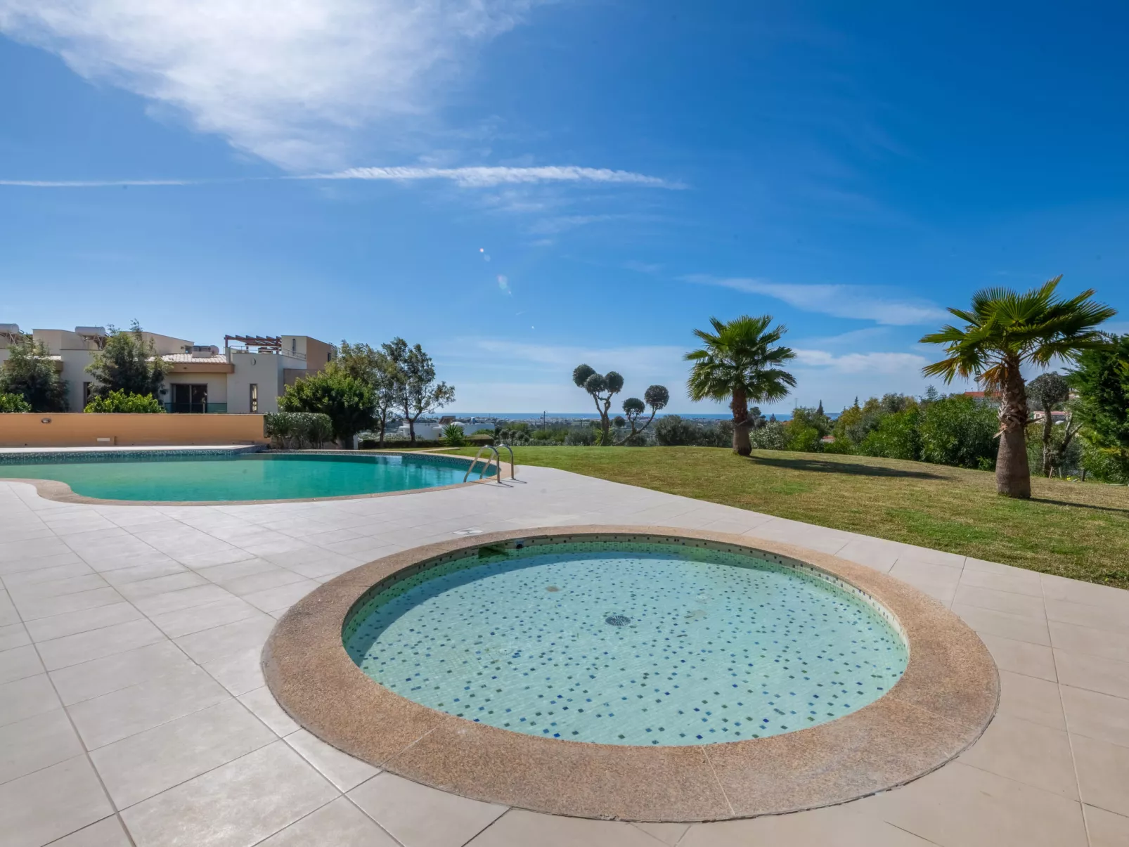 Colina View - Draußen