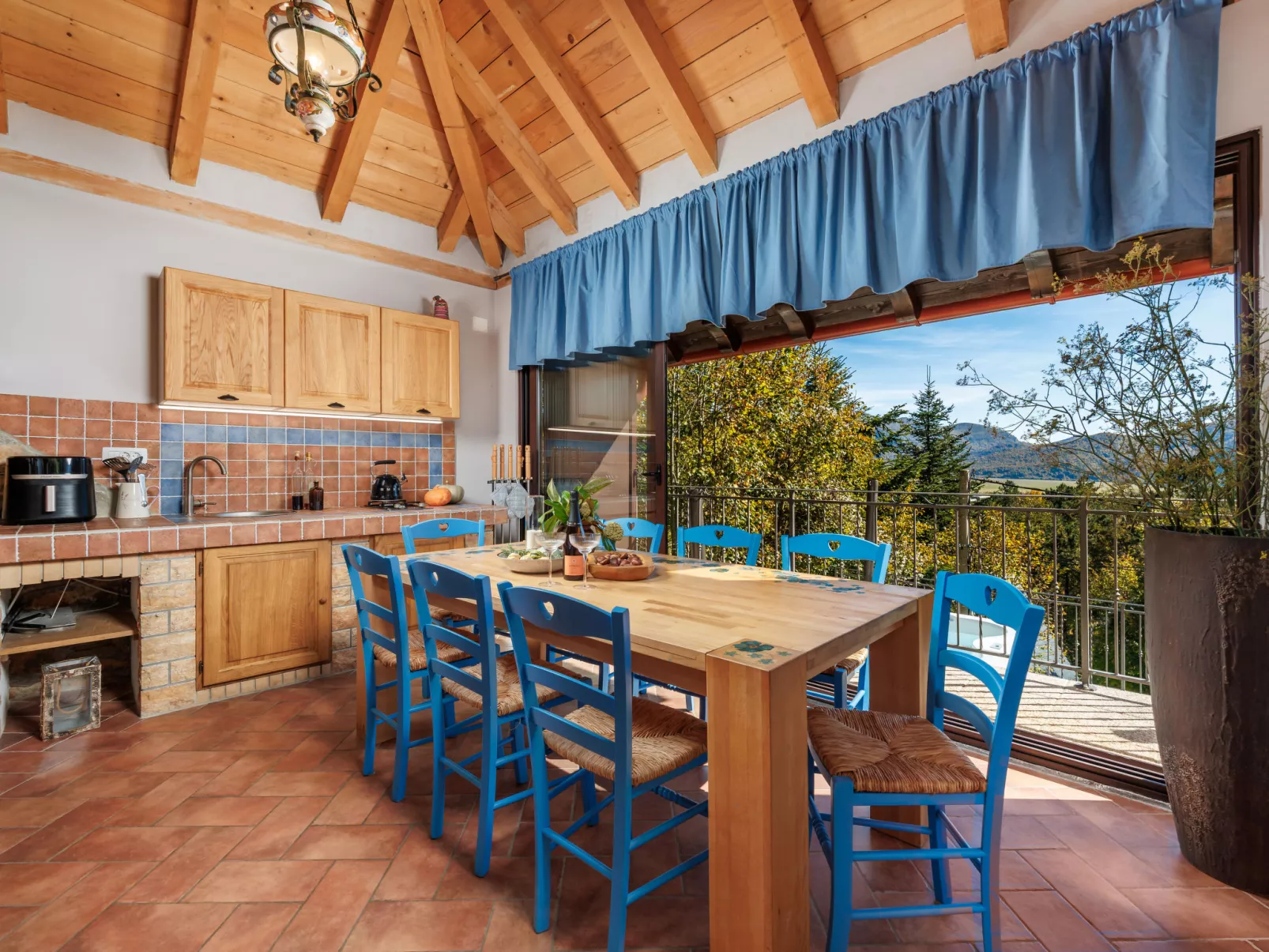 House Hillside Lodge - Drinnen