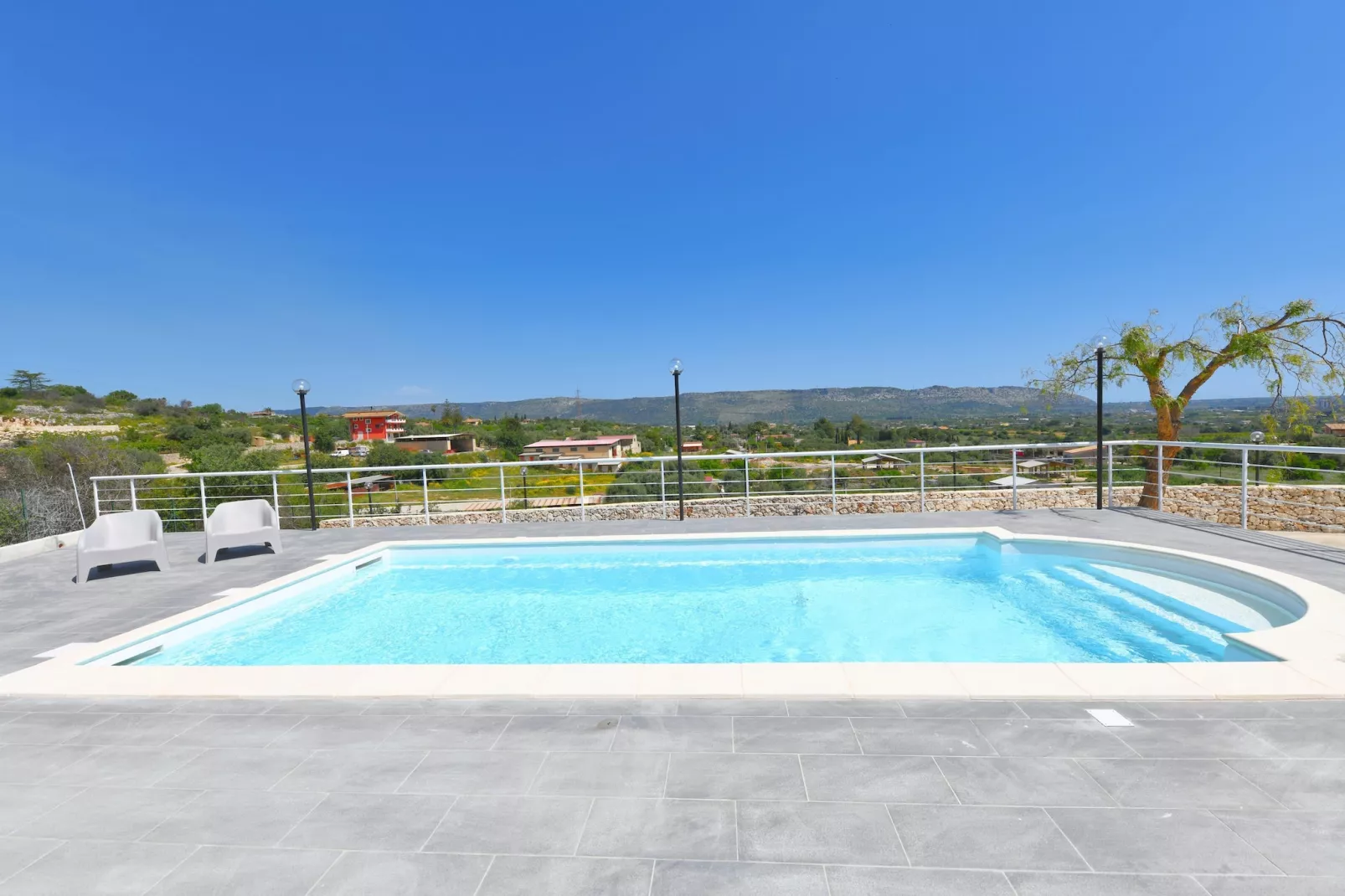 Villa Panorama mit Privatpool - Swimming pool