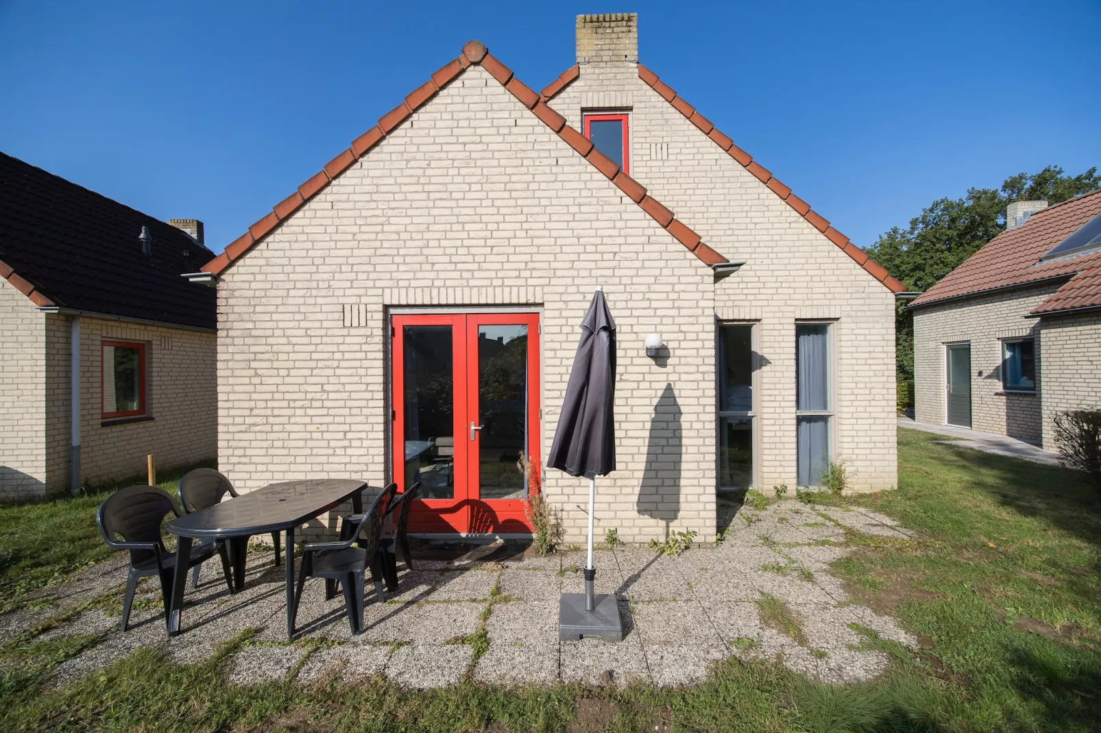 Vakantiepark 't Broeckhuys 1 - Außenbereich Sommer