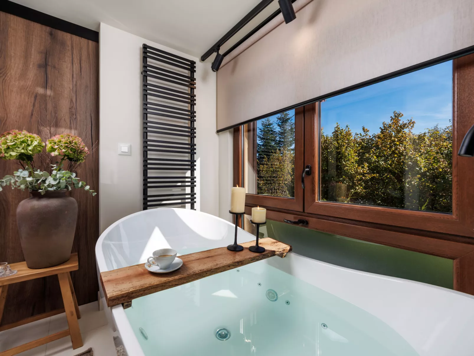 House Hillside Lodge - Drinnen