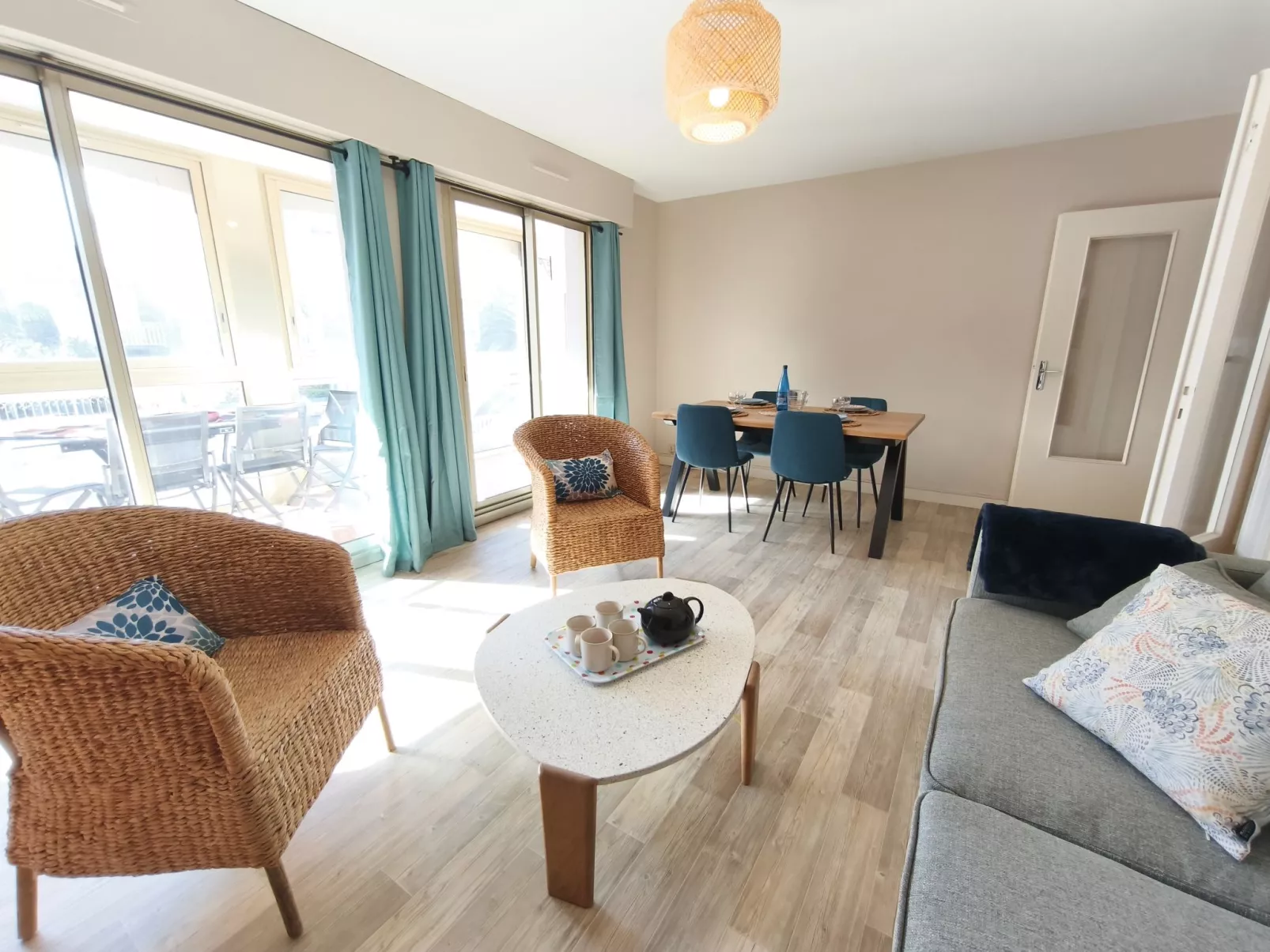 Le Victor Hugo - Drinnen