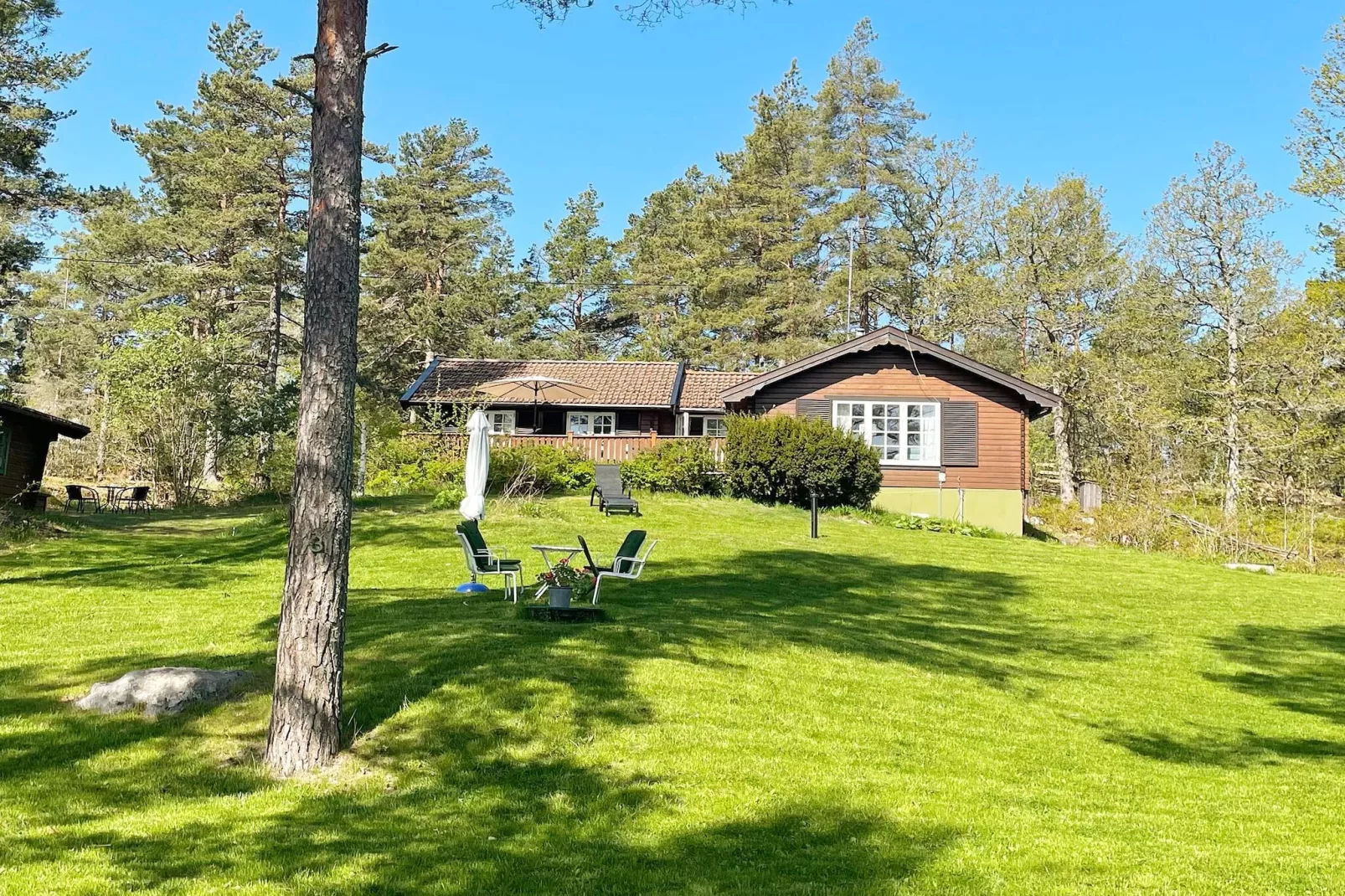 5 person holiday home in GUNNEBO - Outdoor