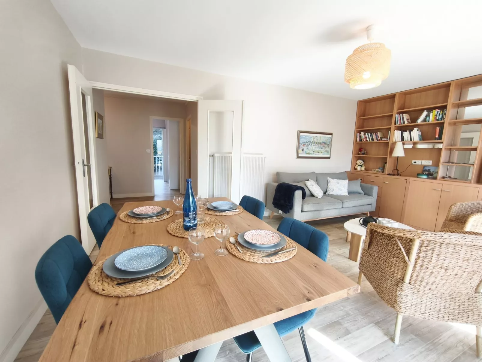 Le Victor Hugo - Drinnen